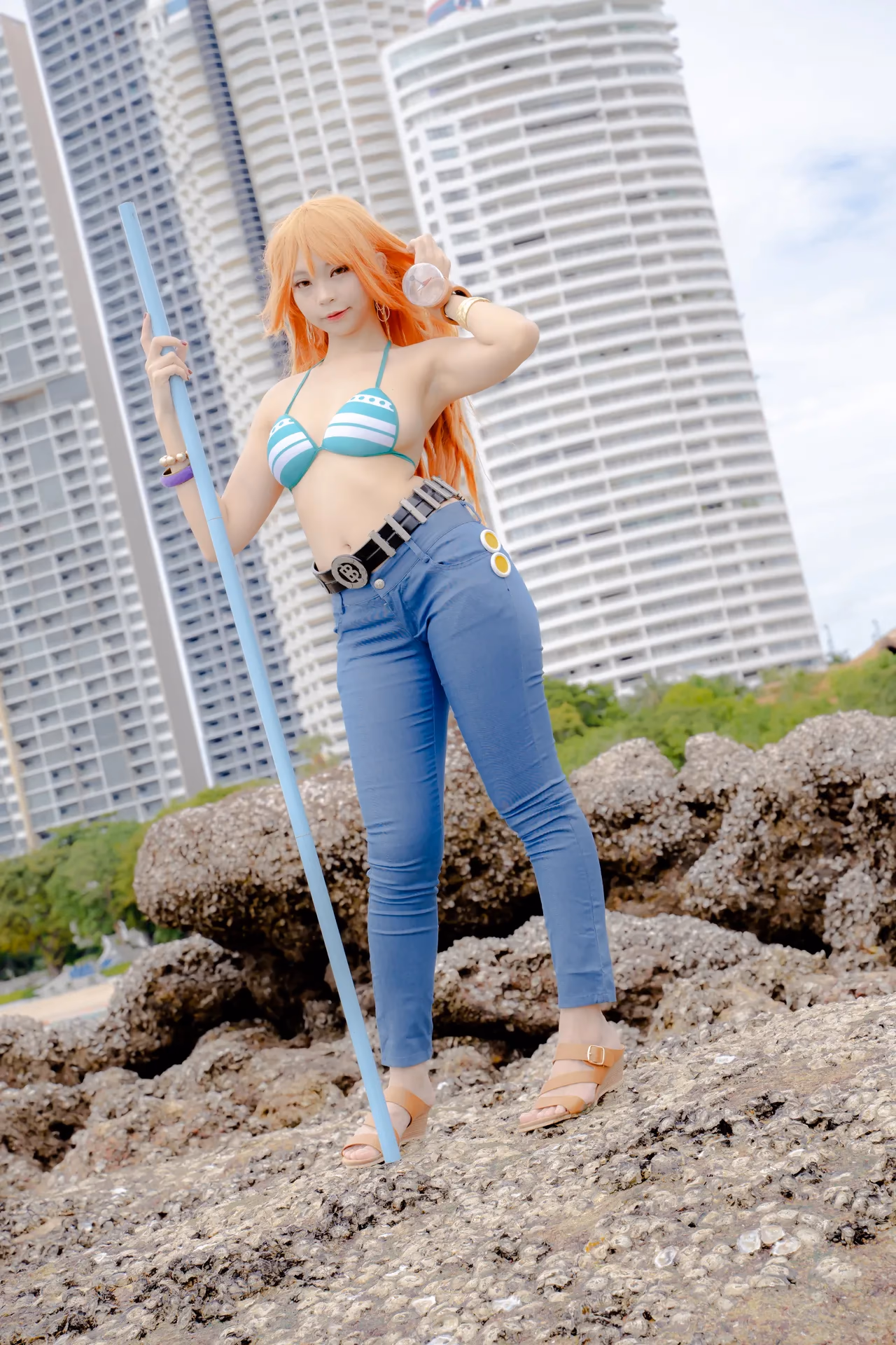 Kadorin Hitomi as Nami — cosplay photo 255 of 303