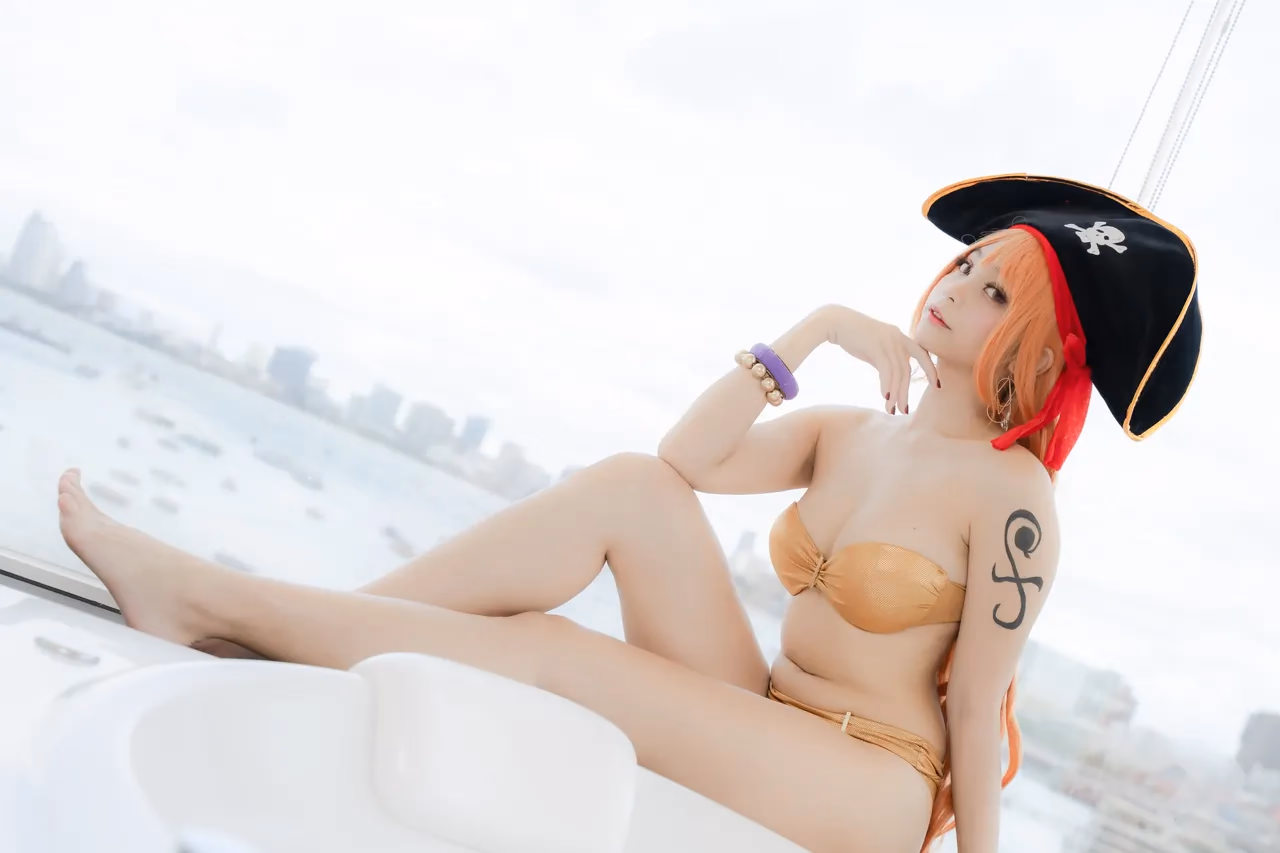 Kadorin Hitomi as Nami — cosplay photo 26 of 303