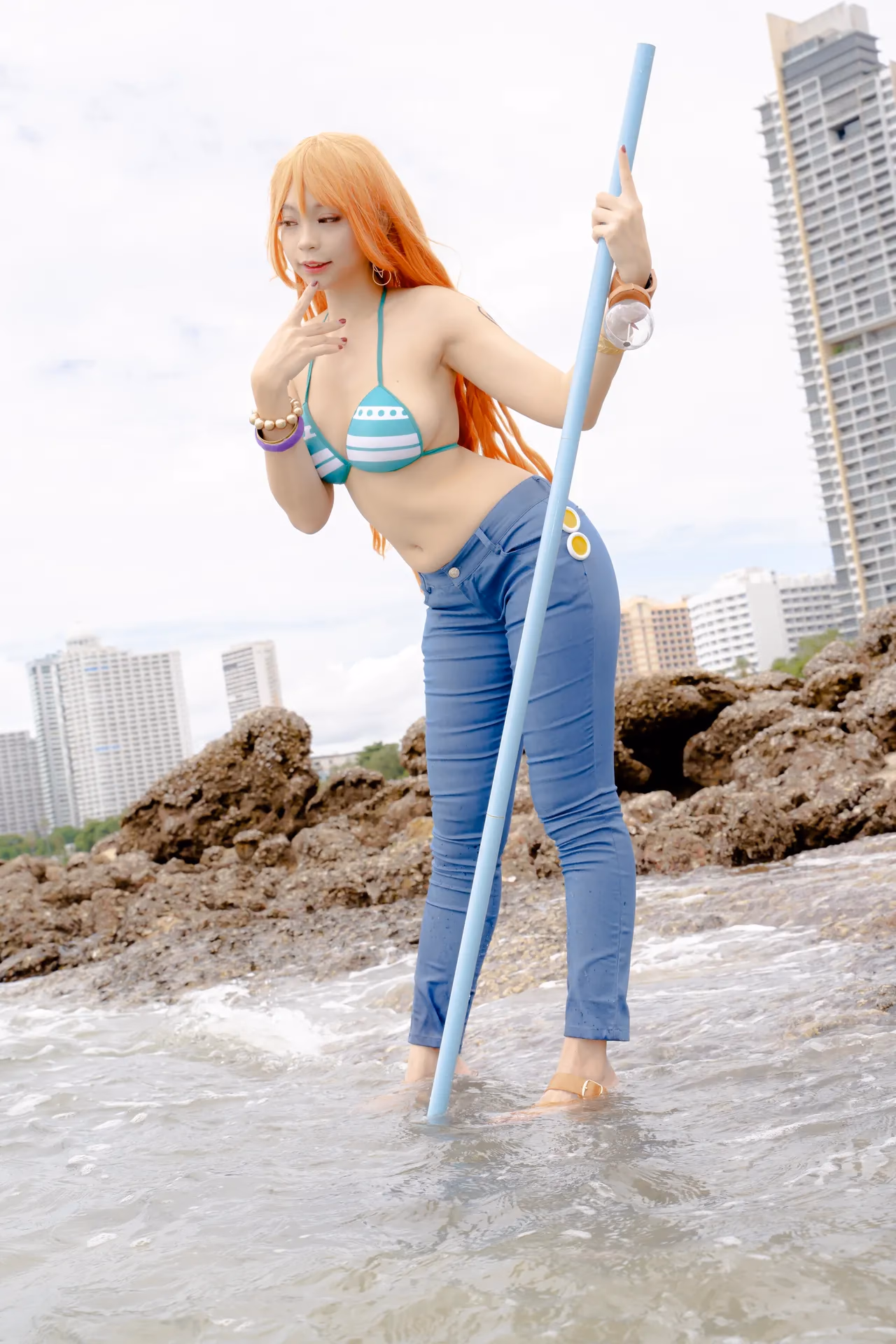 Kadorin Hitomi as Nami — cosplay photo 282 of 303
