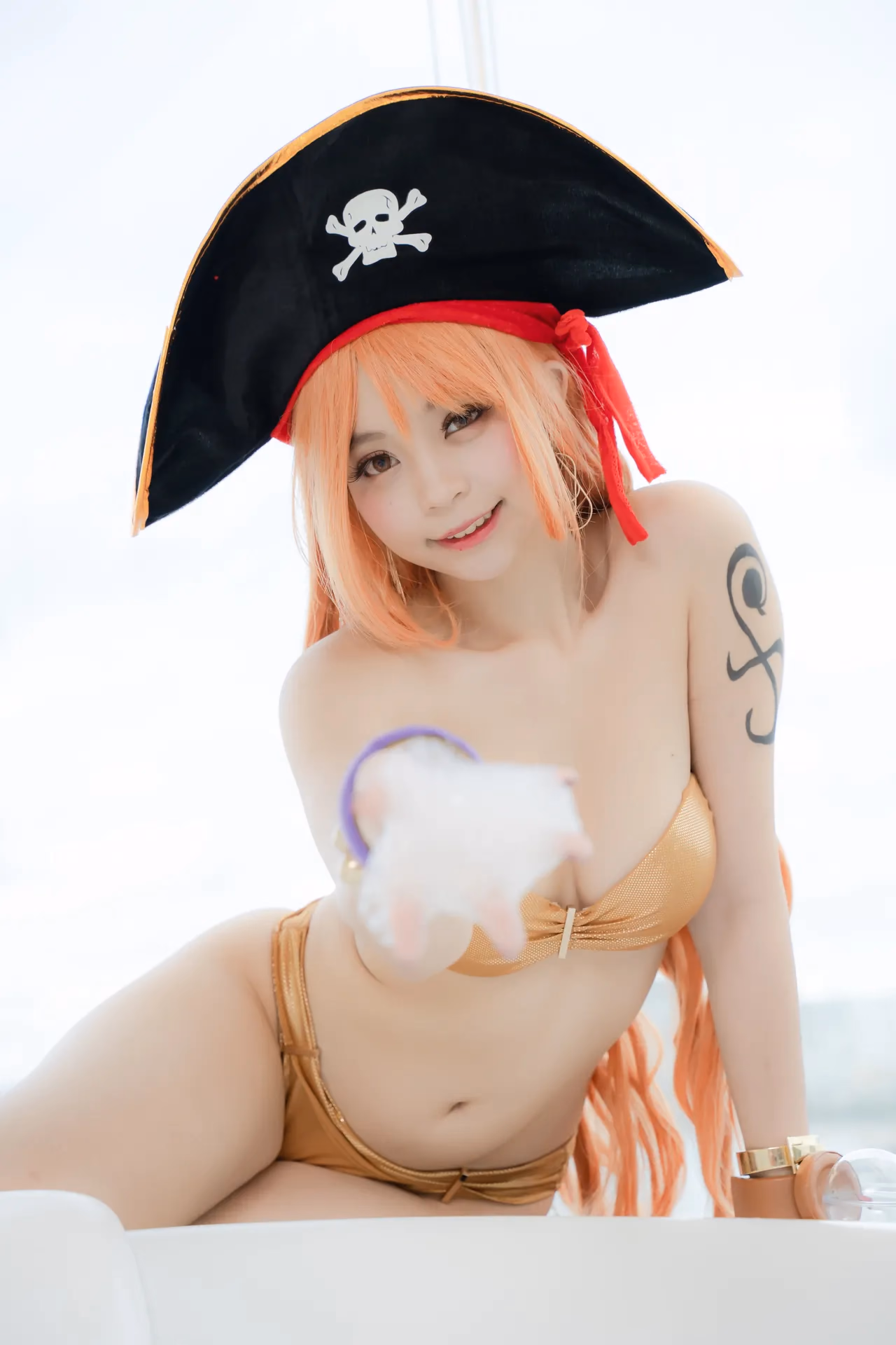 Kadorin Hitomi as Nami — cosplay photo 47 of 303