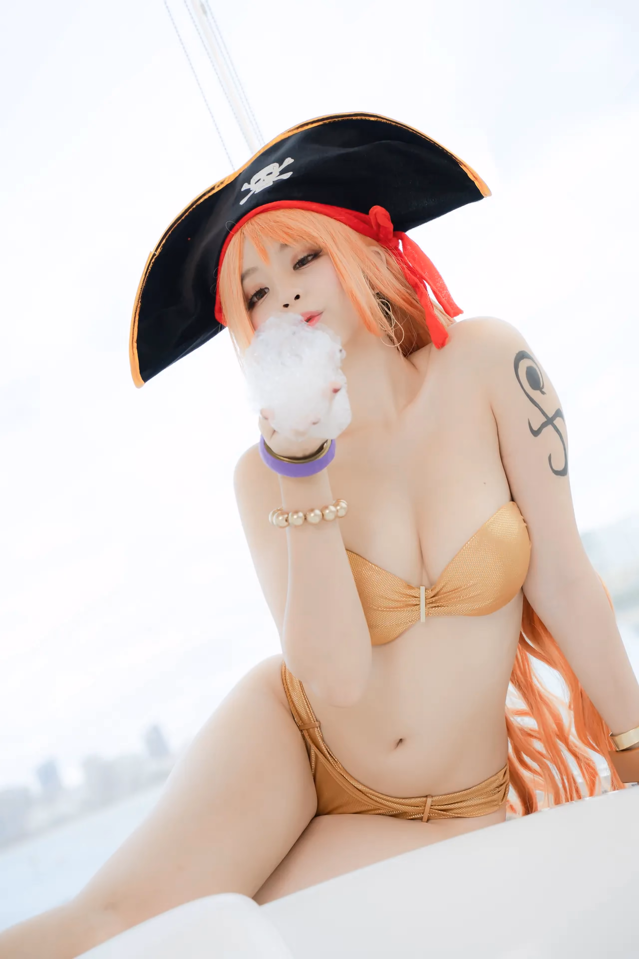 Kadorin Hitomi as Nami — cosplay photo 48 of 303