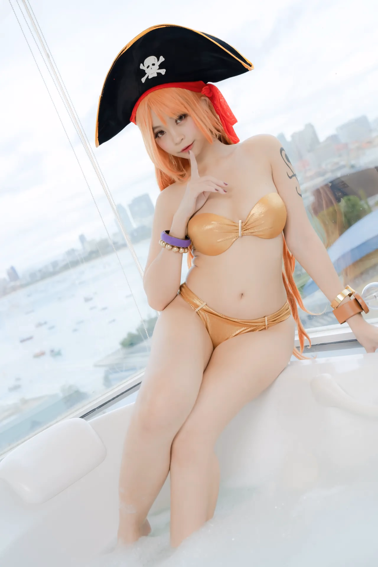 Kadorin Hitomi as Nami — cosplay photo 73 of 303