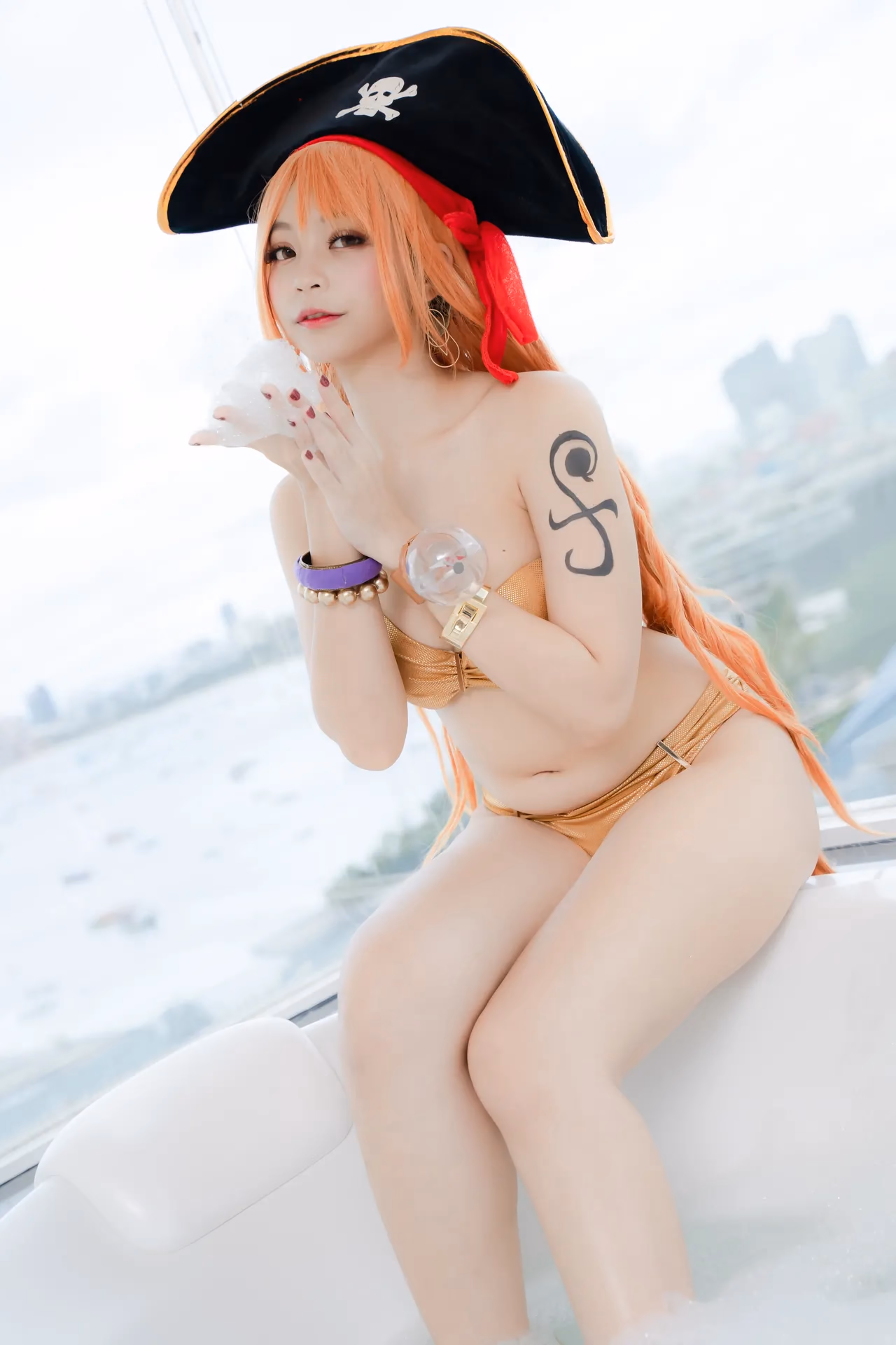 Kadorin Hitomi as Nami — cosplay photo 77 of 303
