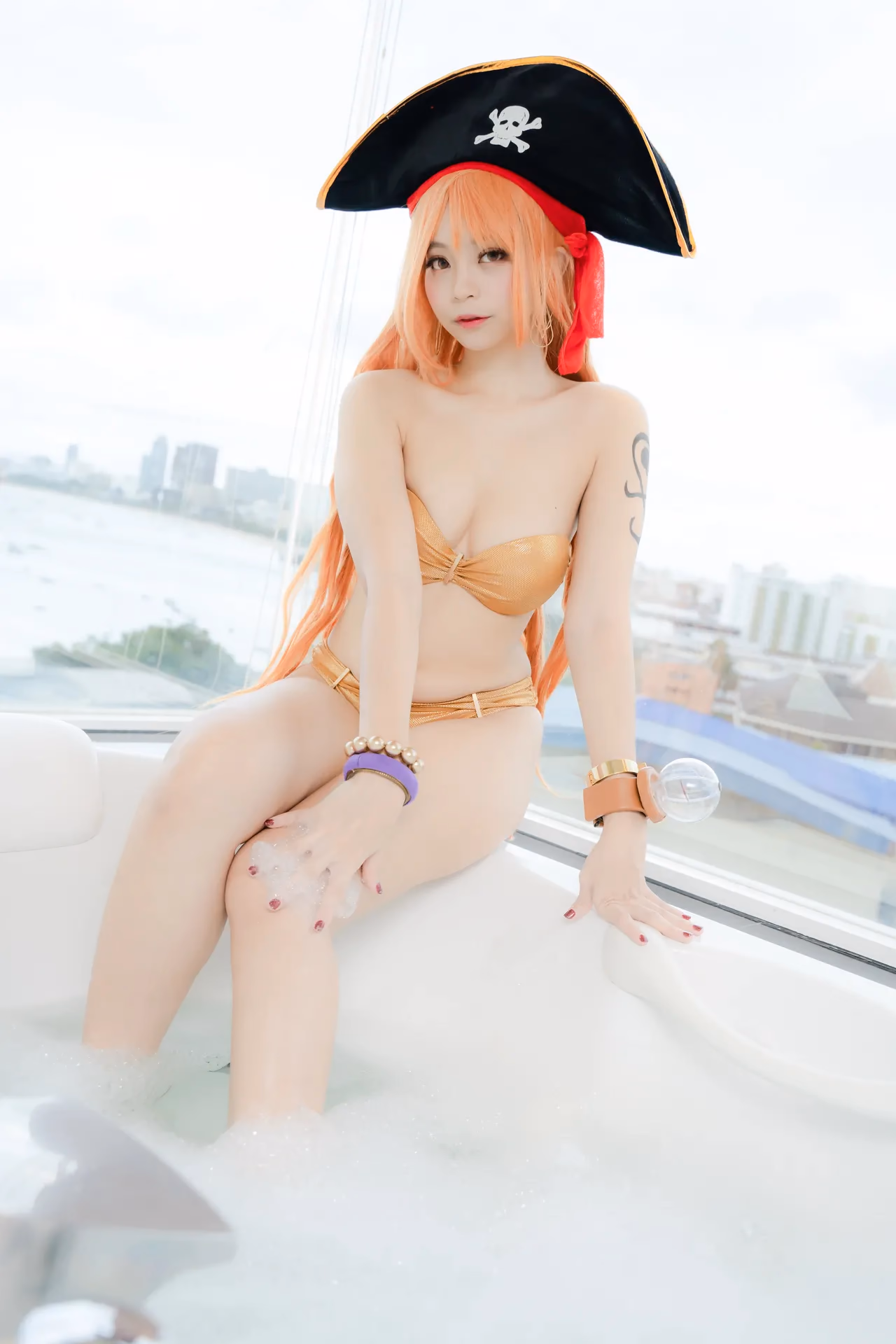 Kadorin Hitomi as Nami — cosplay photo 81 of 303