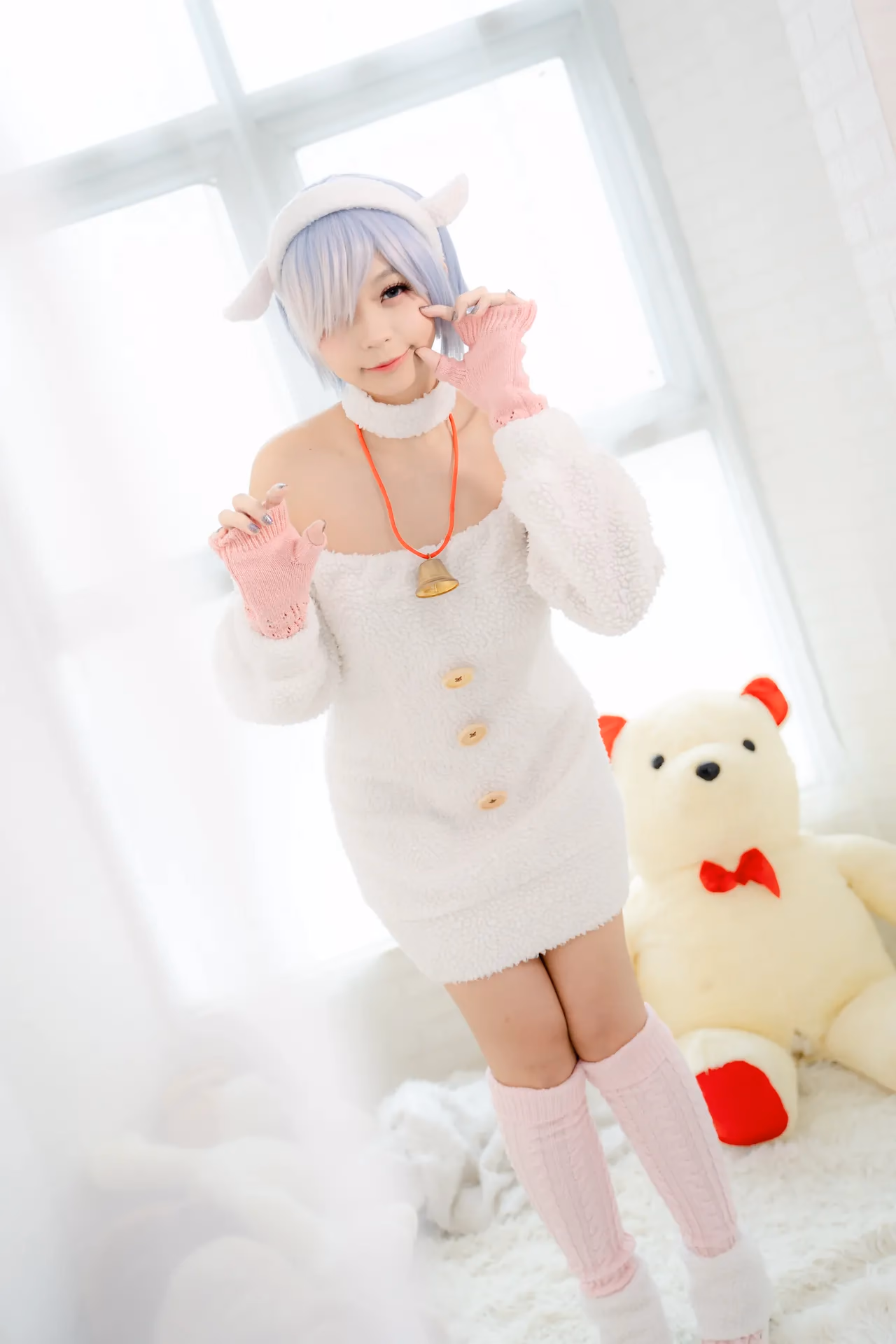 Kadorin Hitomi as Rem — cosplay photo 4 of 92