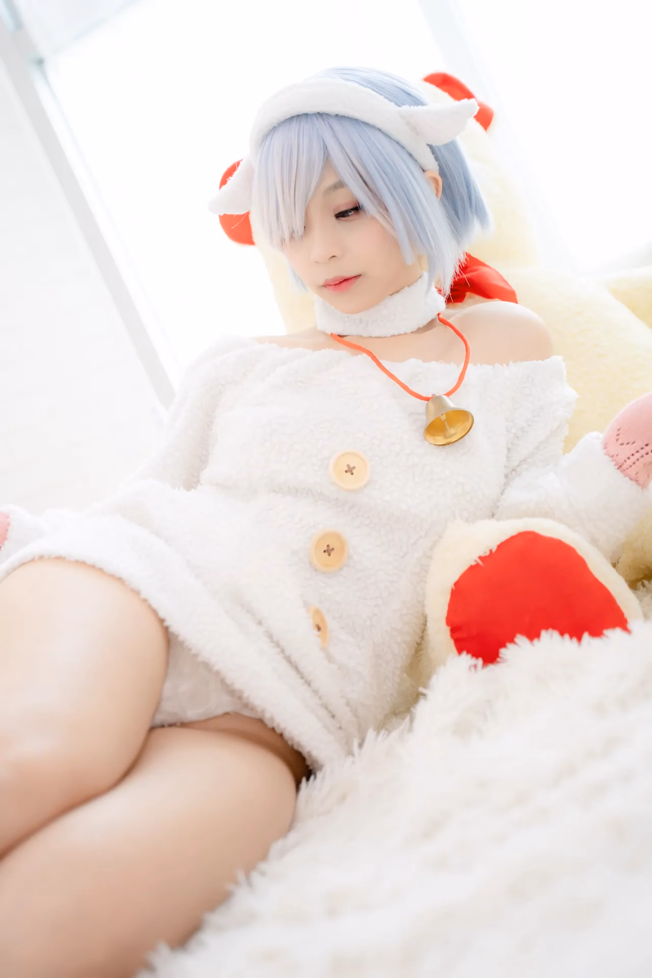 Kadorin Hitomi as Rem — cosplay photo 46 of 92