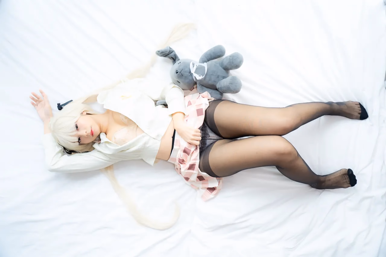 Kadorin Hitomi as Sora Kasugano — cosplay photo 86 of 135