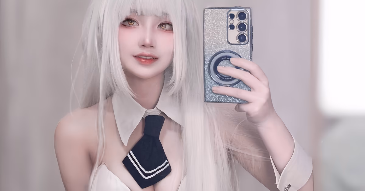 KitsuneS2S2 as Blanc — cosplay photo 8 of 19