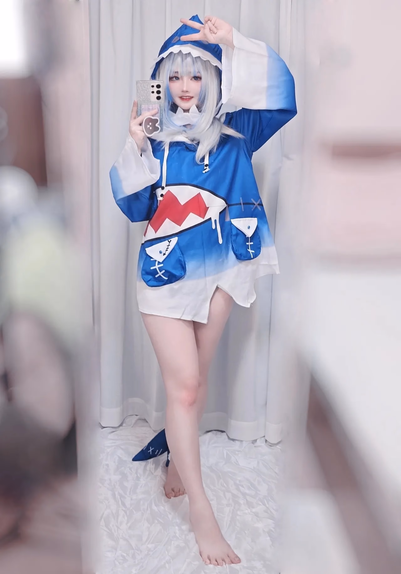 KitsuneS2S2 as Gawr Gura — cosplay photo 12 of 17