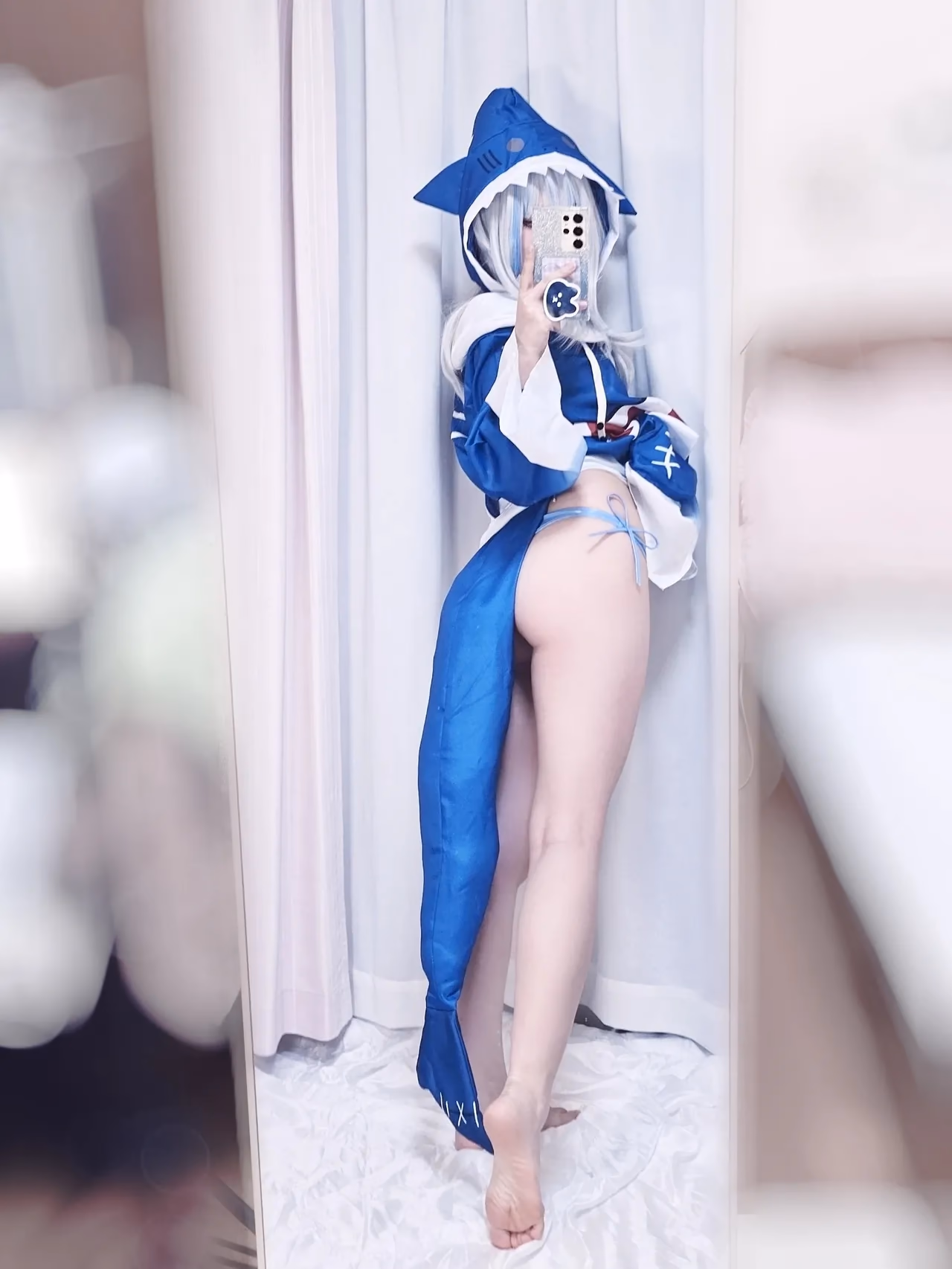 KitsuneS2S2 as Gawr Gura — cosplay photo 14 of 17