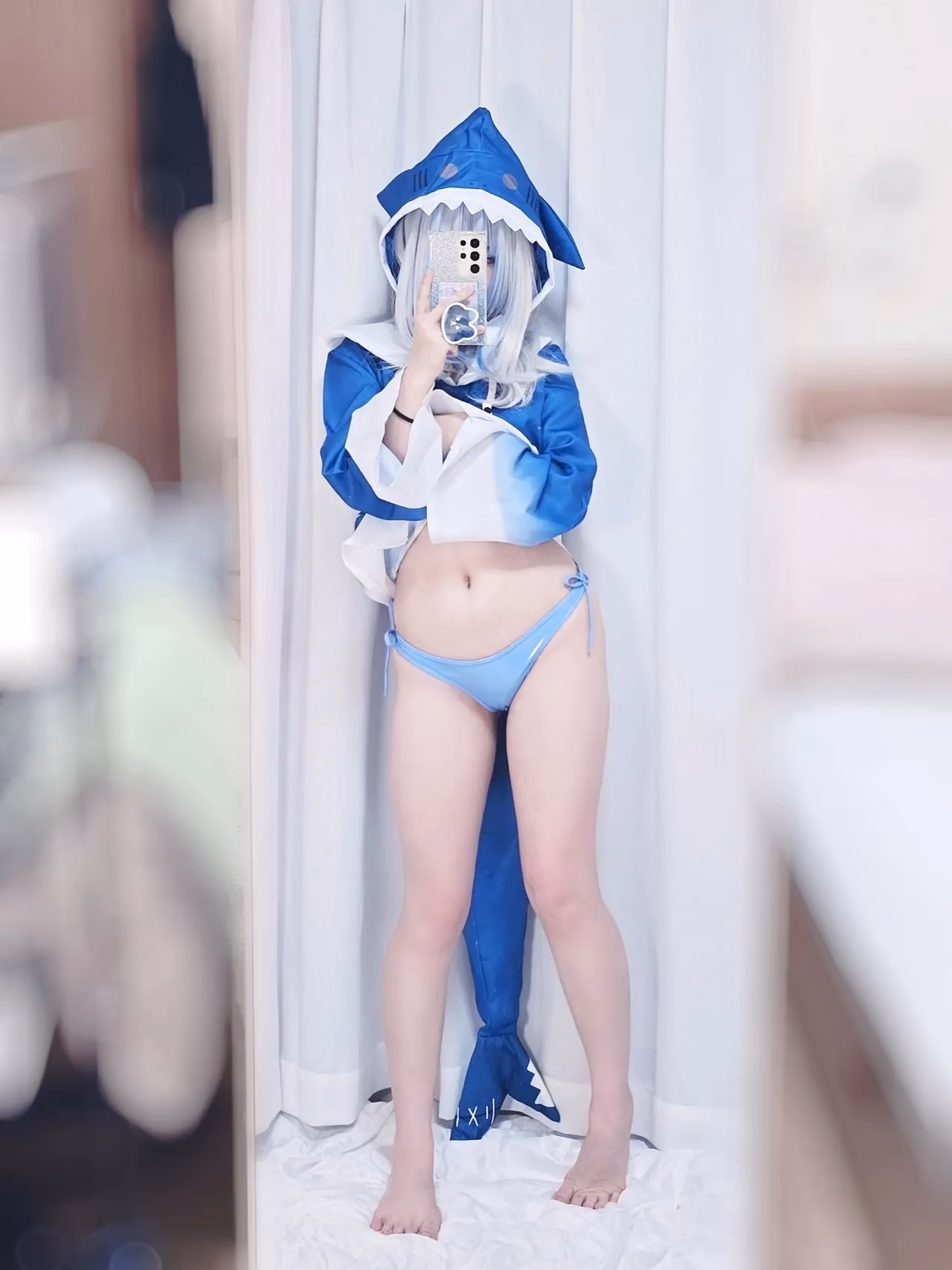 KitsuneS2S2 as Gawr Gura — cosplay photo 16 of 17
