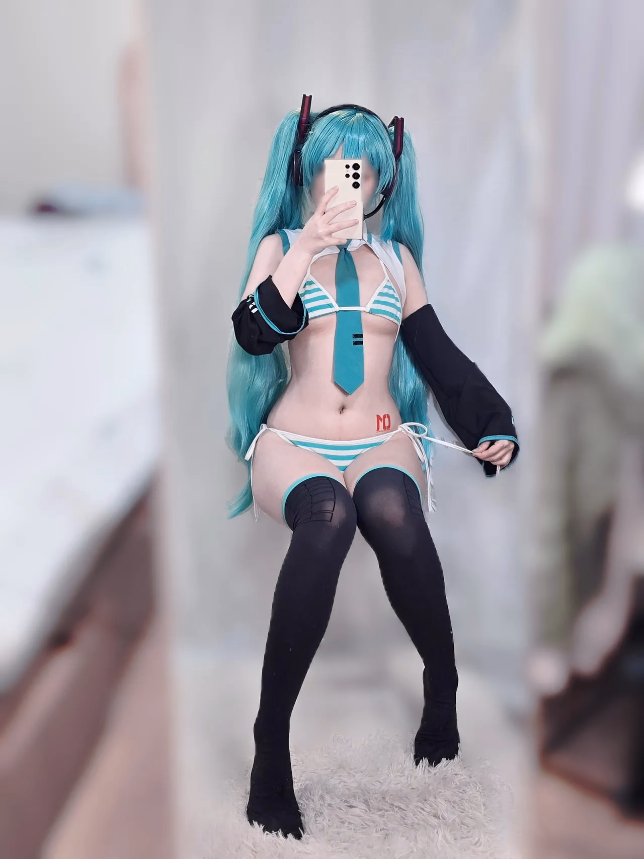 KitsuneS2S2 as Hatsune Miku — cosplay photo 11 of 15