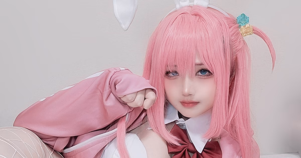 KitsuneS2S2 as Hitori Gotoh — cosplay photo 5 of 20