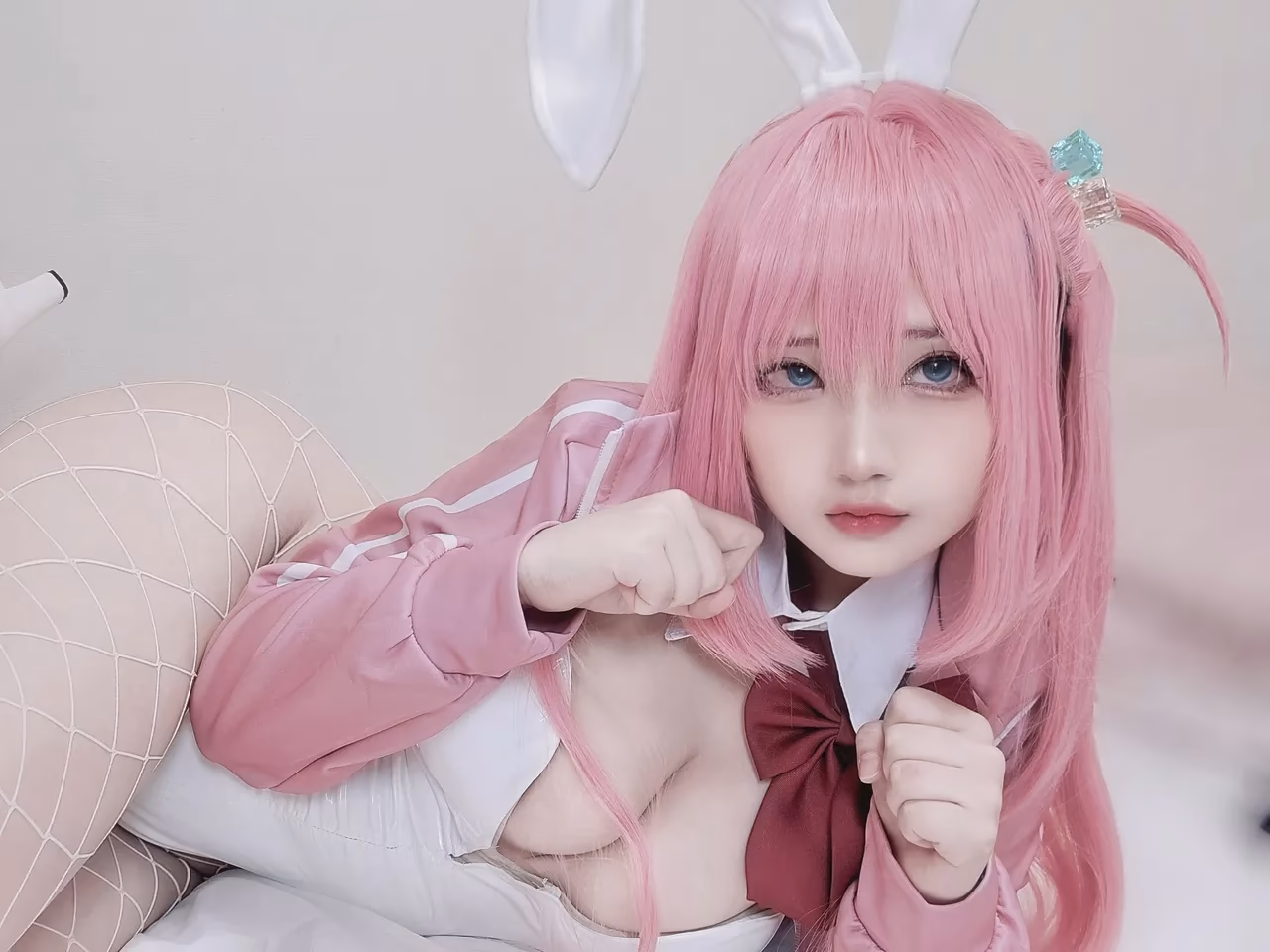 KitsuneS2S2 as Hitori Gotoh — cosplay photo 6 of 20