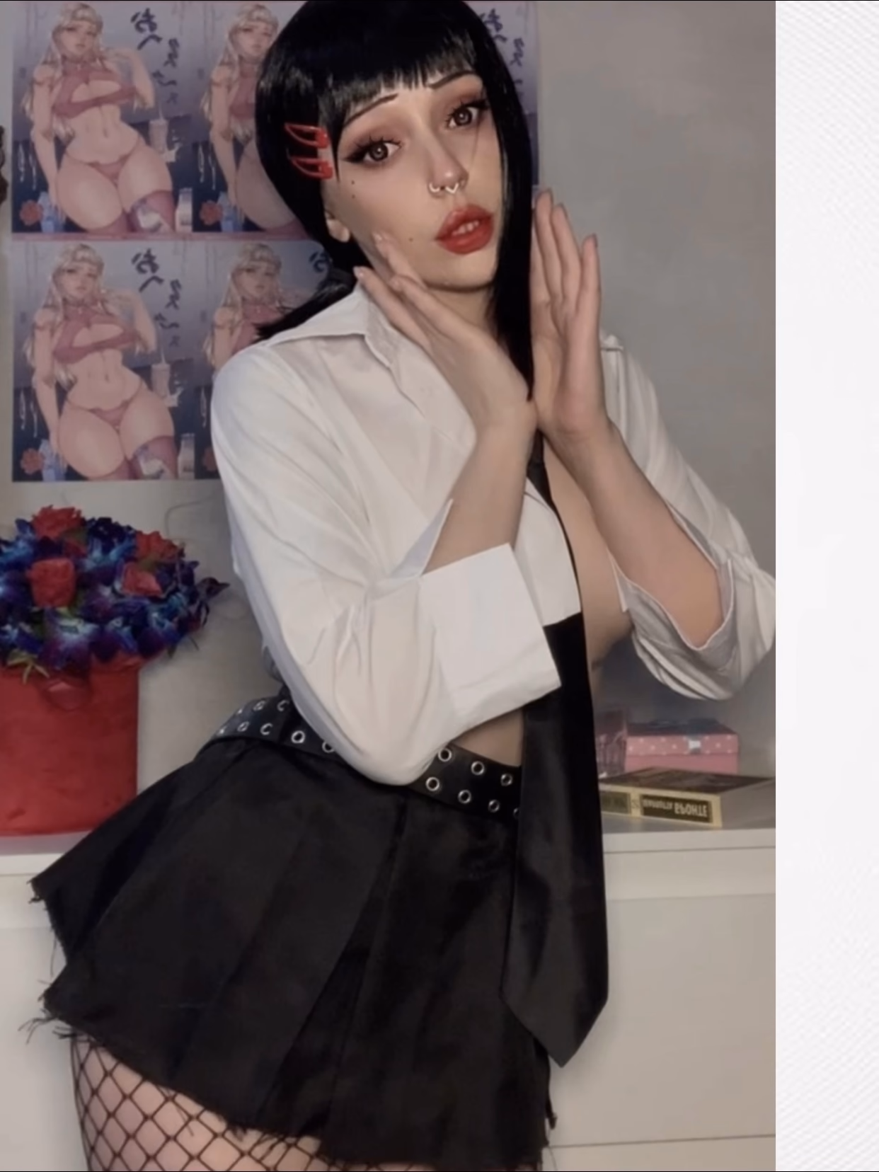 Ksksss as Kobeni Higashiyama — cosplay photo 2 of 10