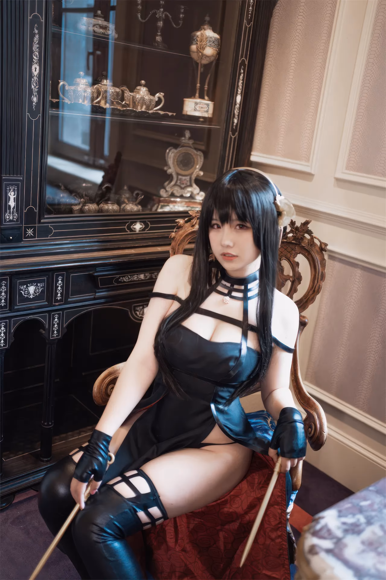 likepve as Yor Forger — cosplay photo 7 of 53