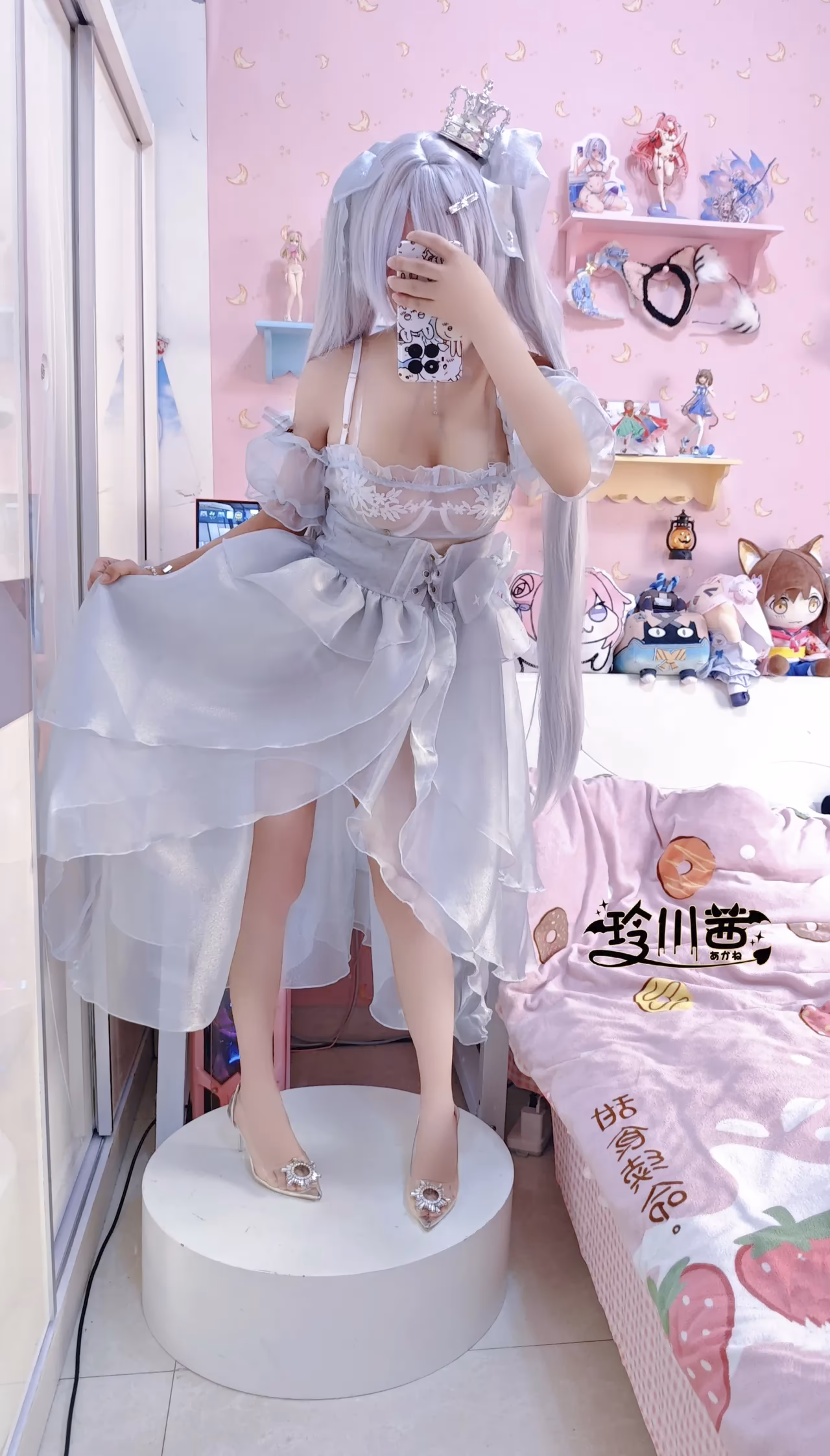 Lingchuanqian as Cinderella (Anachiro) — cosplay photo 3 of 22