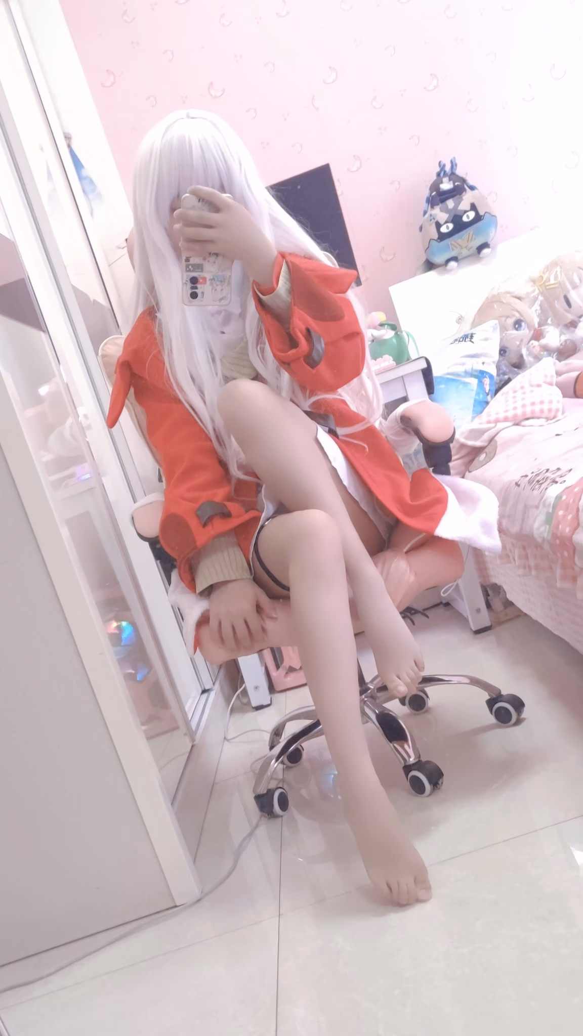 Lingchuanqian as Clara — cosplay photo 2 of 6