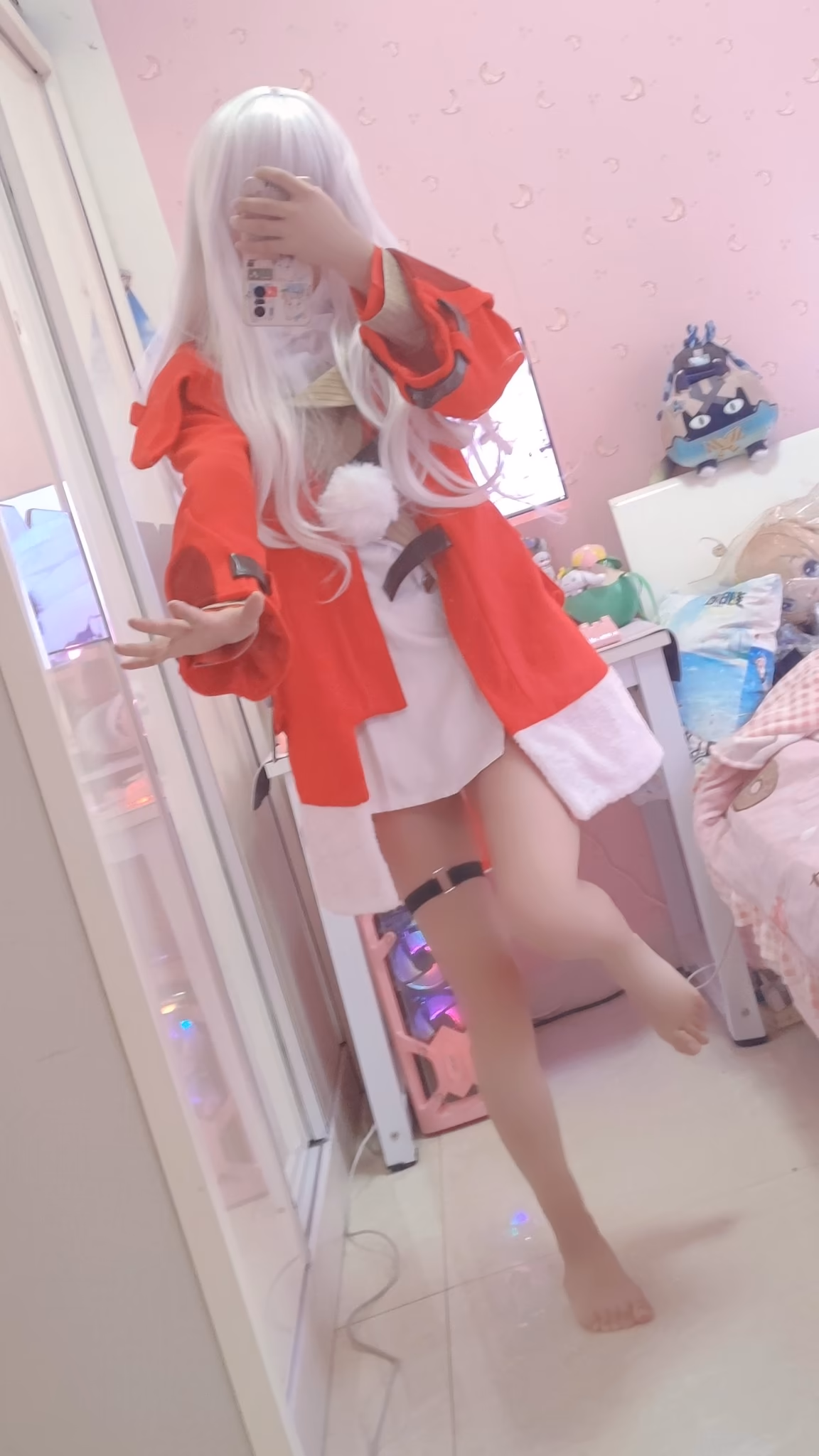 Lingchuanqian as Clara — cosplay photo 3 of 6