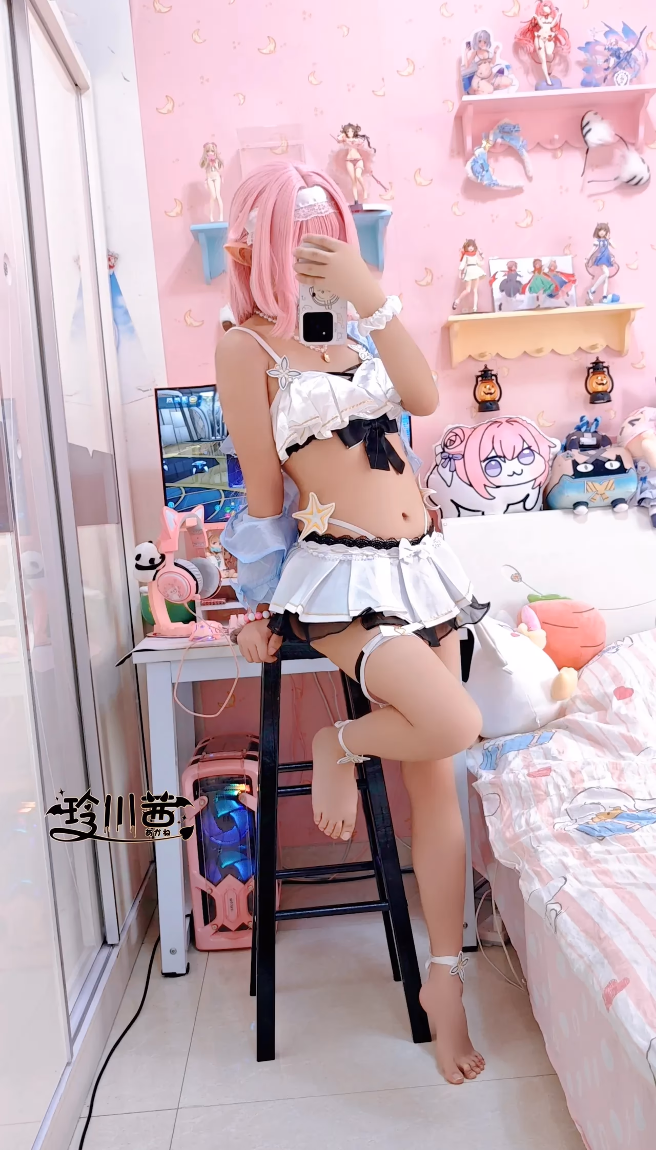 Lingchuanqian as Elysia — cosplay photo 11 of 16
