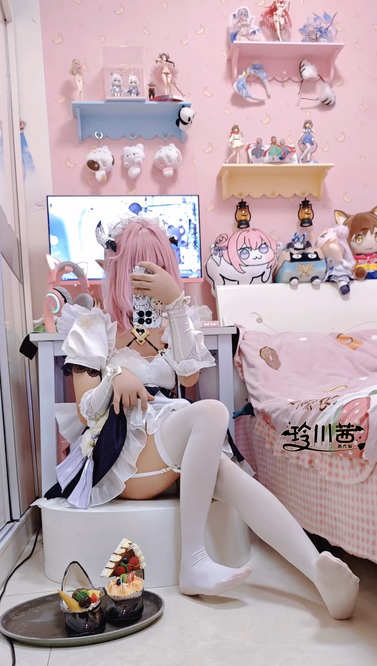 Lingchuanqian as Elysia — cosplay photo 18 of 20