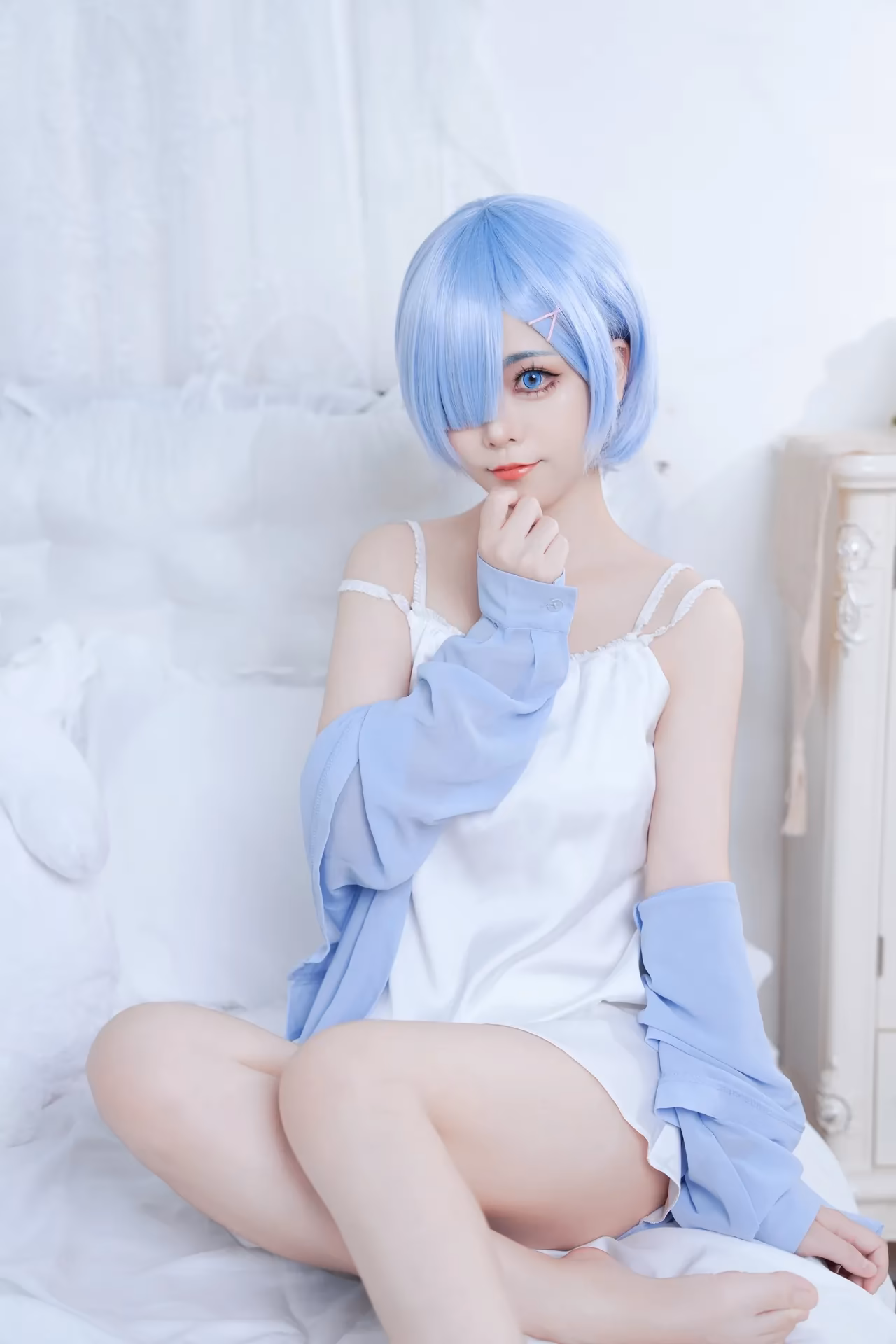 LuoCYukicosplay as Rem — cosplay photo 5 of 14