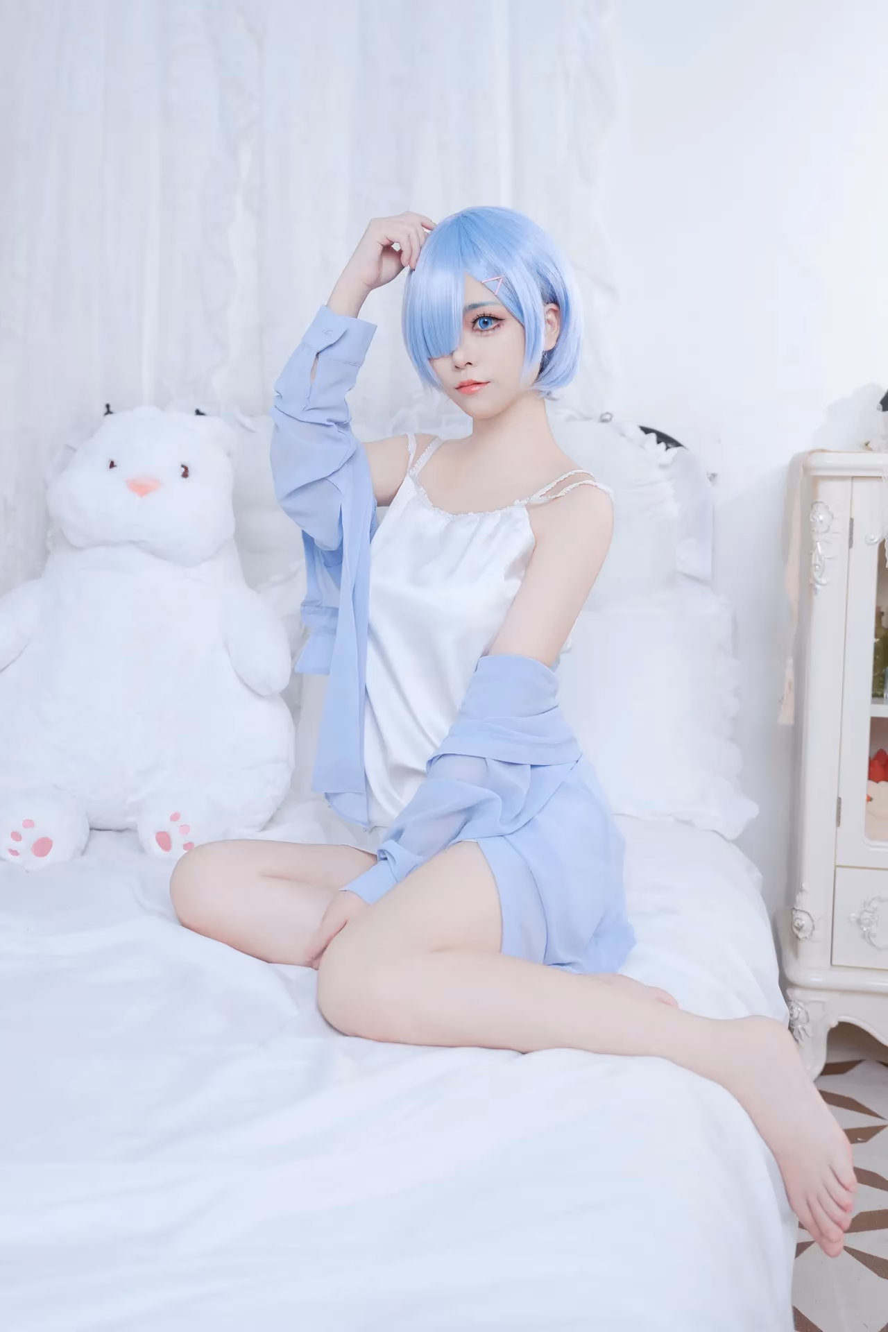 LuoCYukicosplay as Rem — cosplay photo 6 of 14