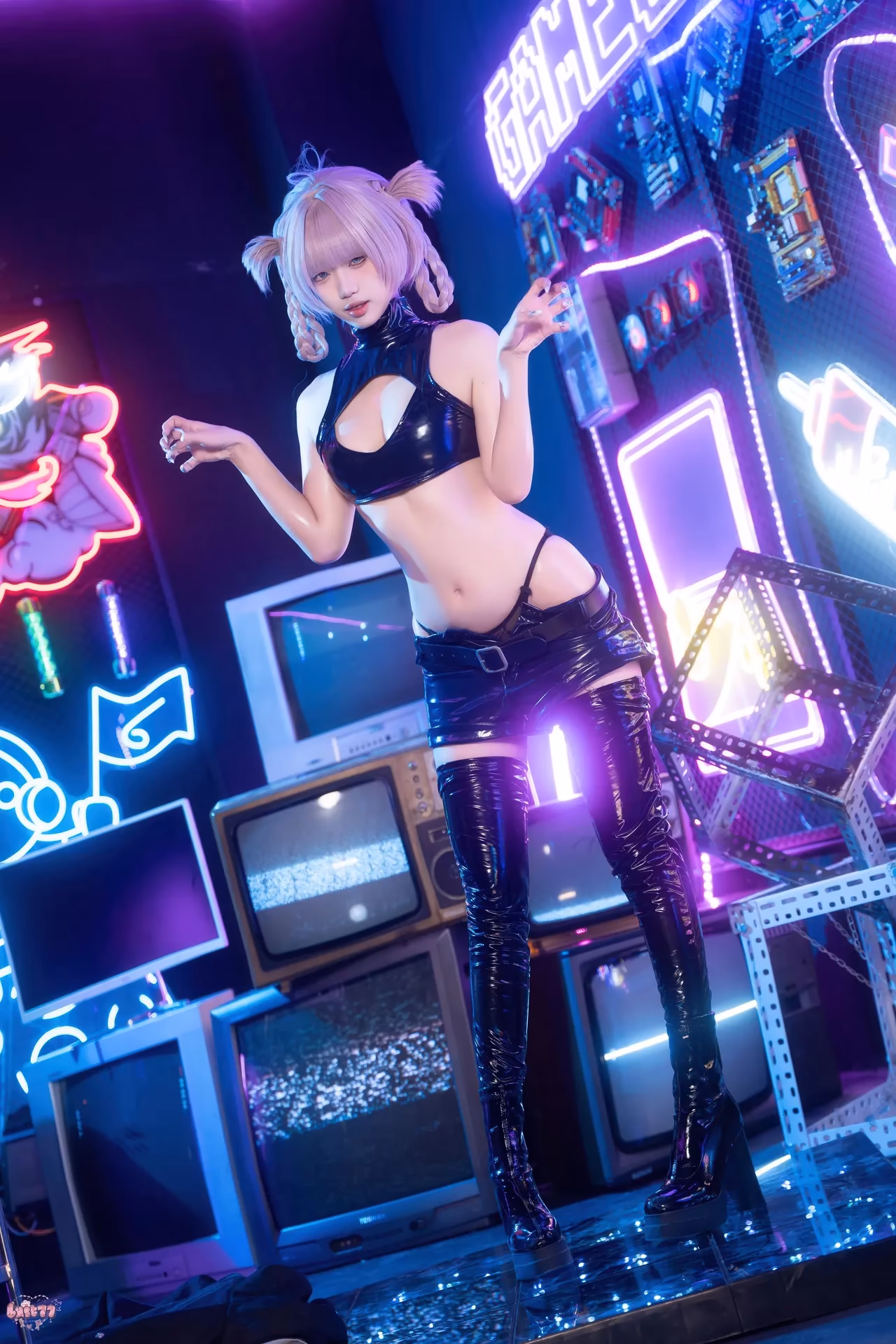 Lust77 as Nazuna Nanakusa — cosplay photo 20 of 41