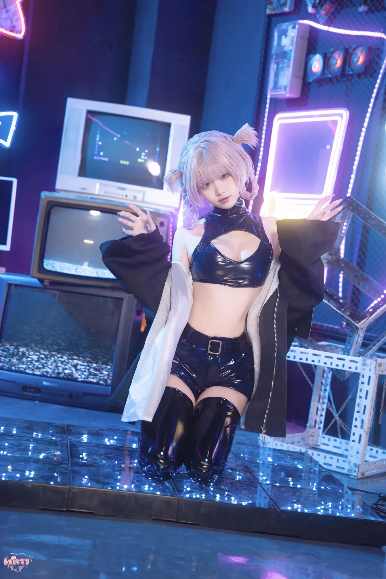 Lust77 as Nazuna Nanakusa — cosplay photo 3 of 41