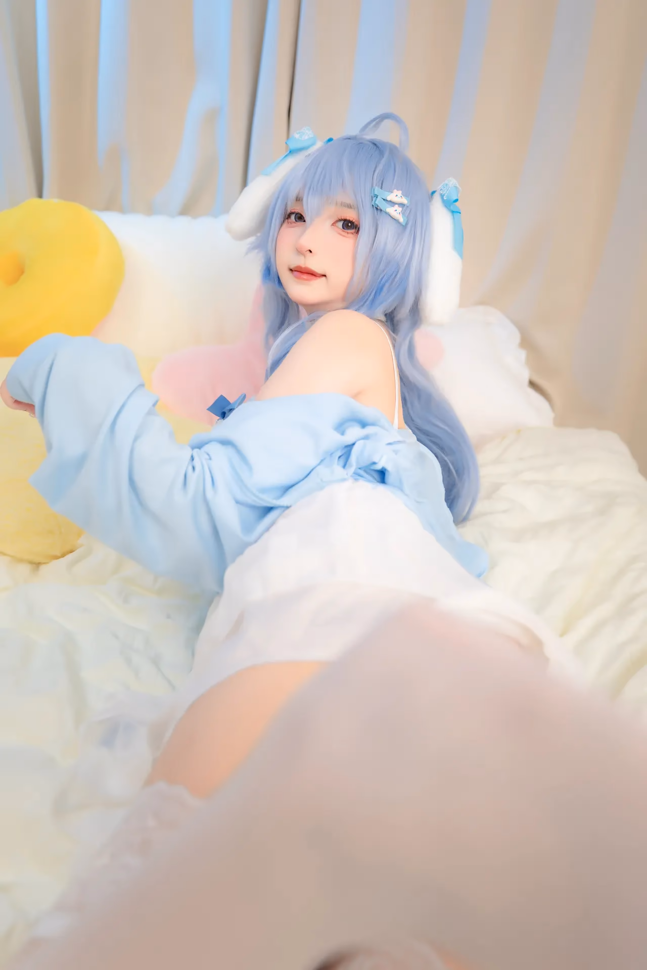 Mafuyu Kagurazaka as Ganyu — cosplay photo 46 of 75
