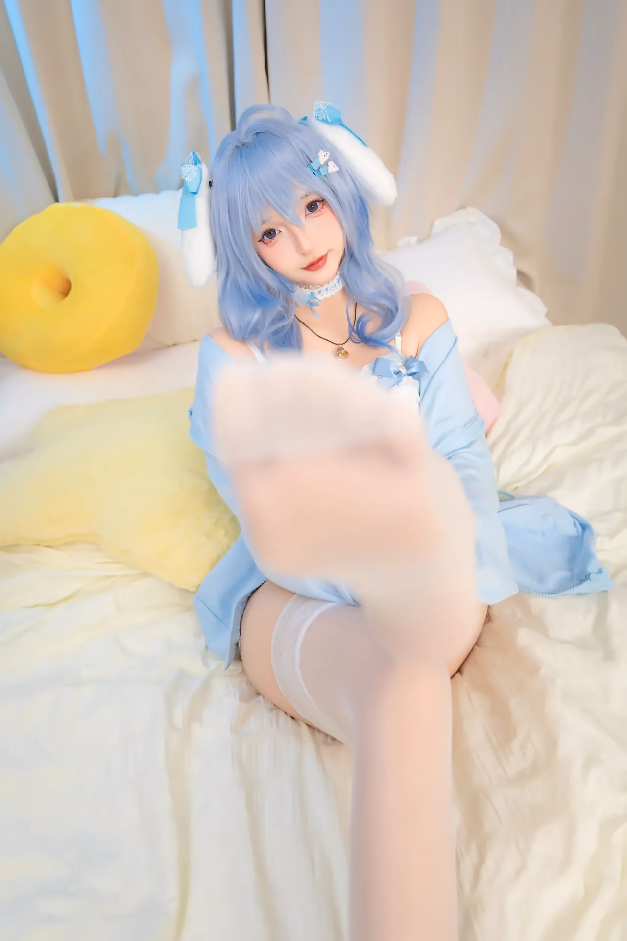 Mafuyu Kagurazaka as Ganyu — cosplay photo 6 of 75