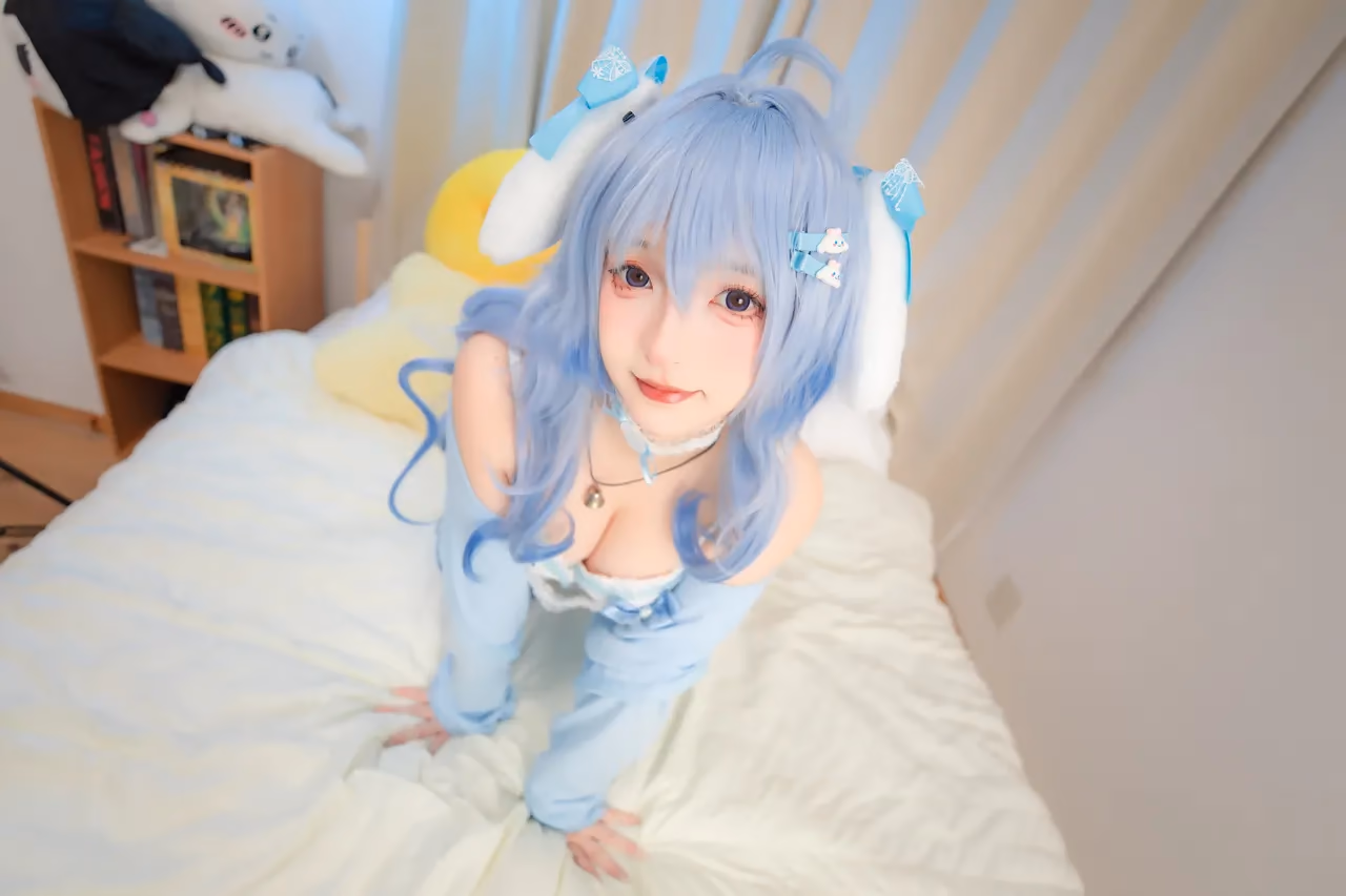 Mafuyu Kagurazaka as Ganyu — cosplay photo 74 of 75