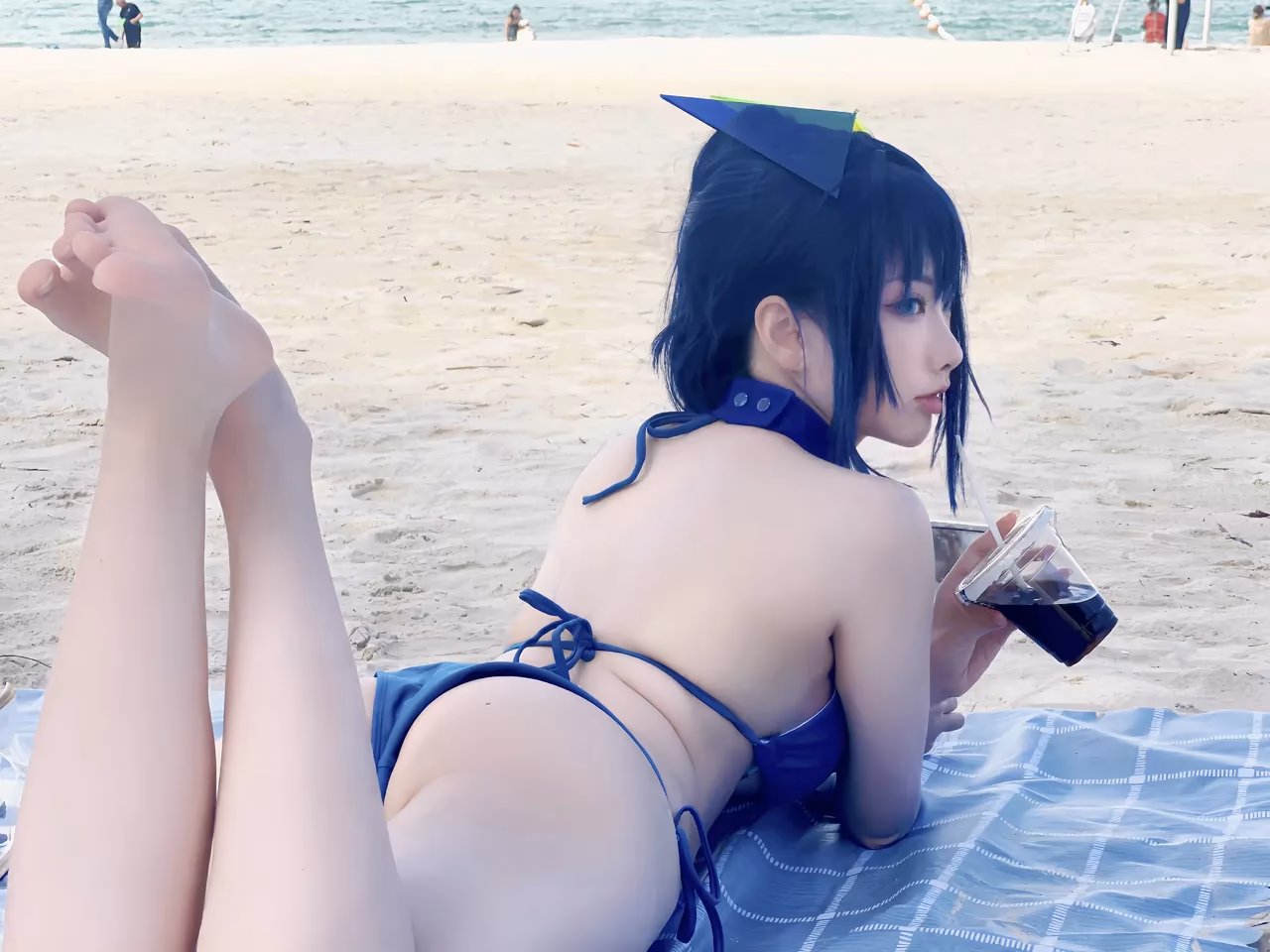 Miyamoto Sakura as New Jersey — cosplay photo 2 of 18