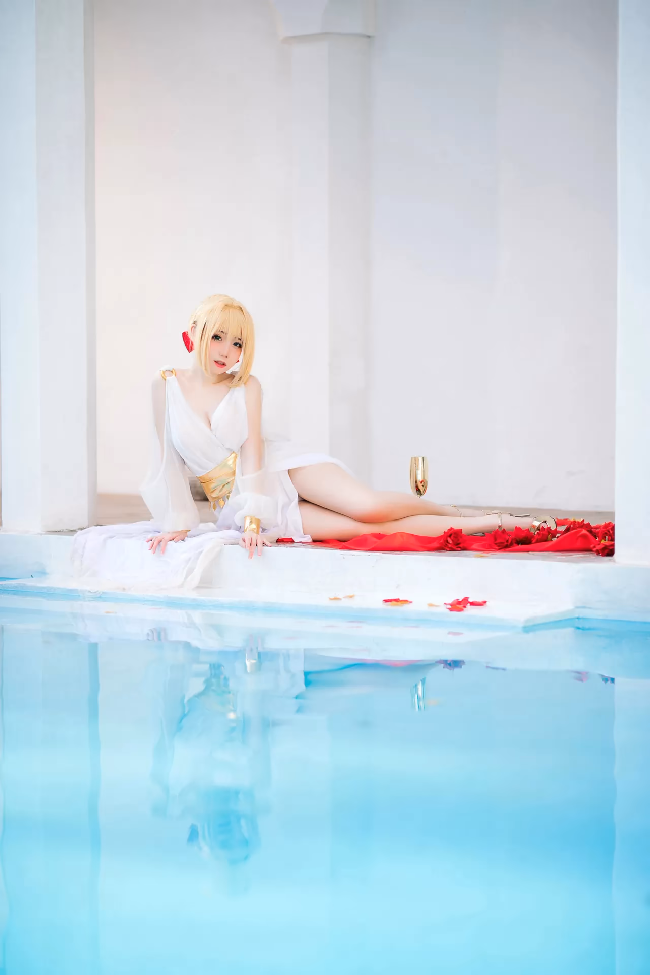 MMMenmentan as Nero Claudius — cosplay photo 21 of 27
