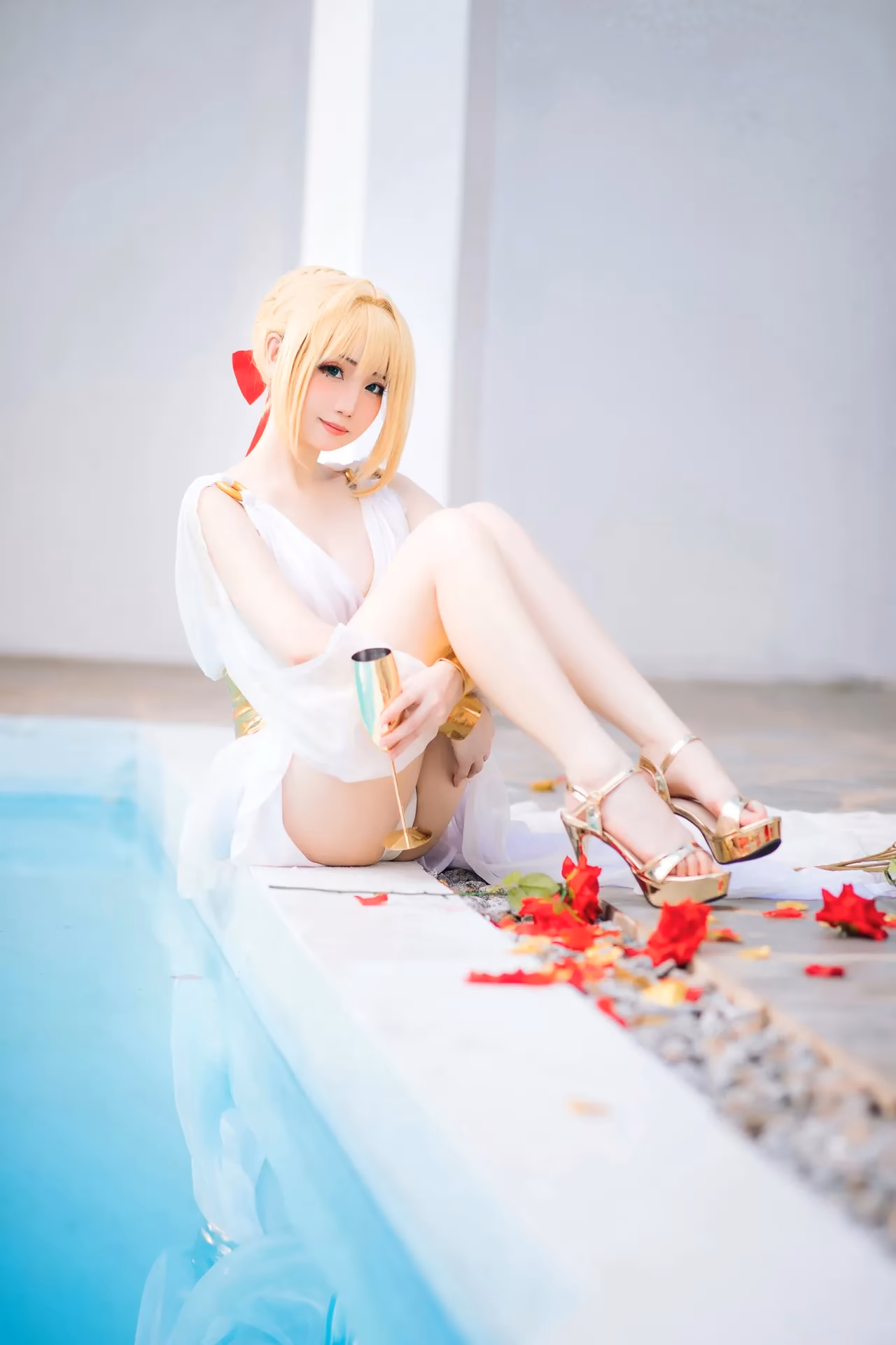 MMMenmentan as Nero Claudius — cosplay photo 8 of 27