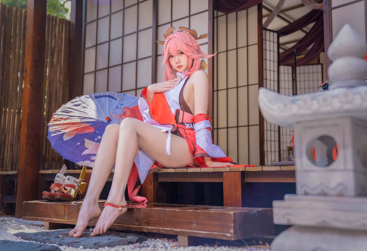MMMenmentan as Yae Miko — cosplay photo 11 of 15