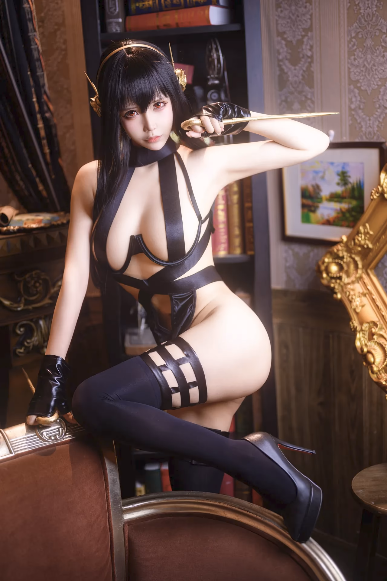 mozi02282022 as Yor Forger — cosplay photo 11 of 52