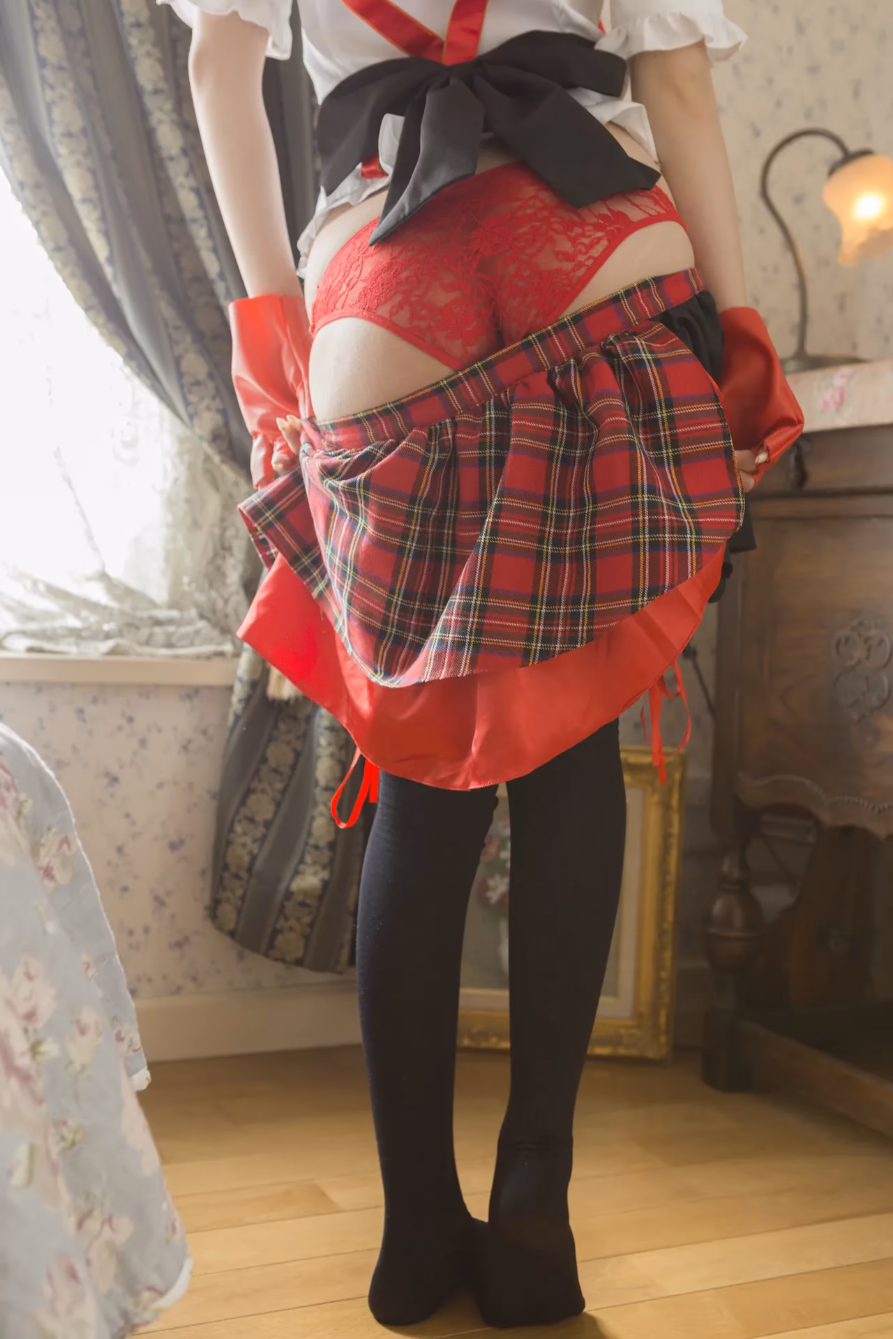 Naa-san as Maki Nishikino — cosplay photo 86 of 143