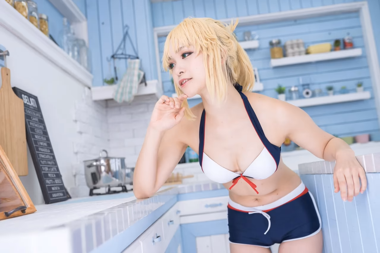 Nayu Kurachi as Mordred — cosplay photo 10 of 307