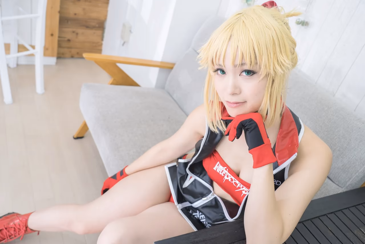 Nayu Kurachi as Mordred — cosplay photo 151 of 307