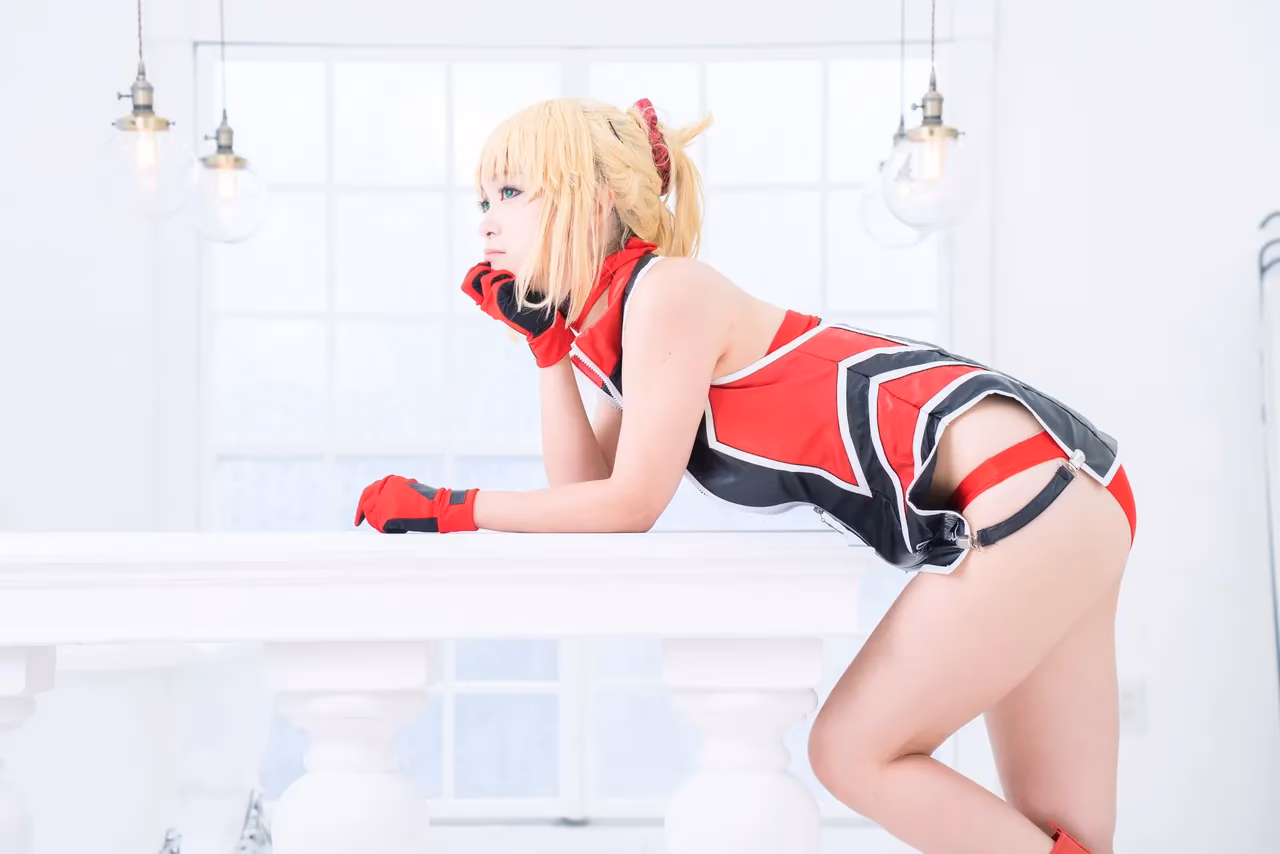 Nayu Kurachi as Mordred — cosplay photo 224 of 307