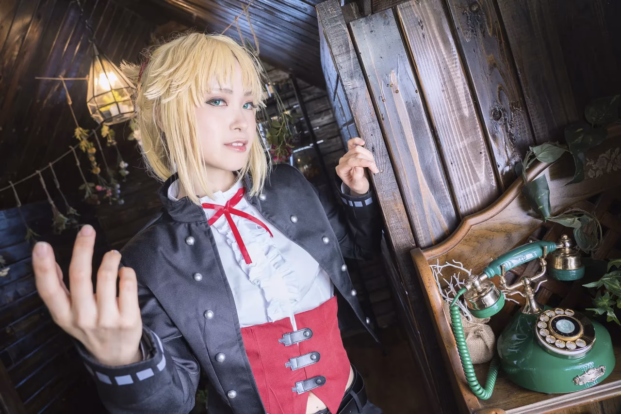 Nayu Kurachi as Mordred — cosplay photo 239 of 307