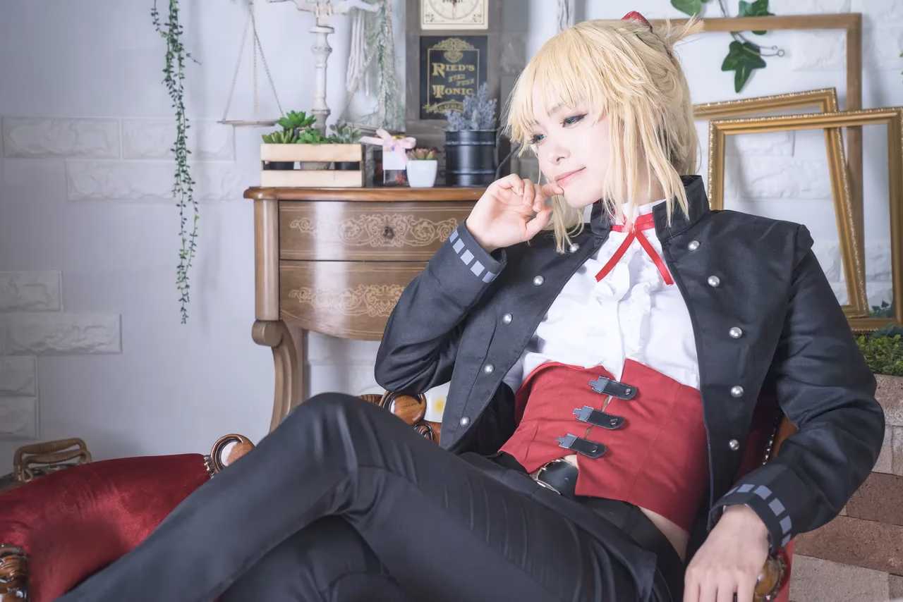 Nayu Kurachi as Mordred — cosplay photo 252 of 307