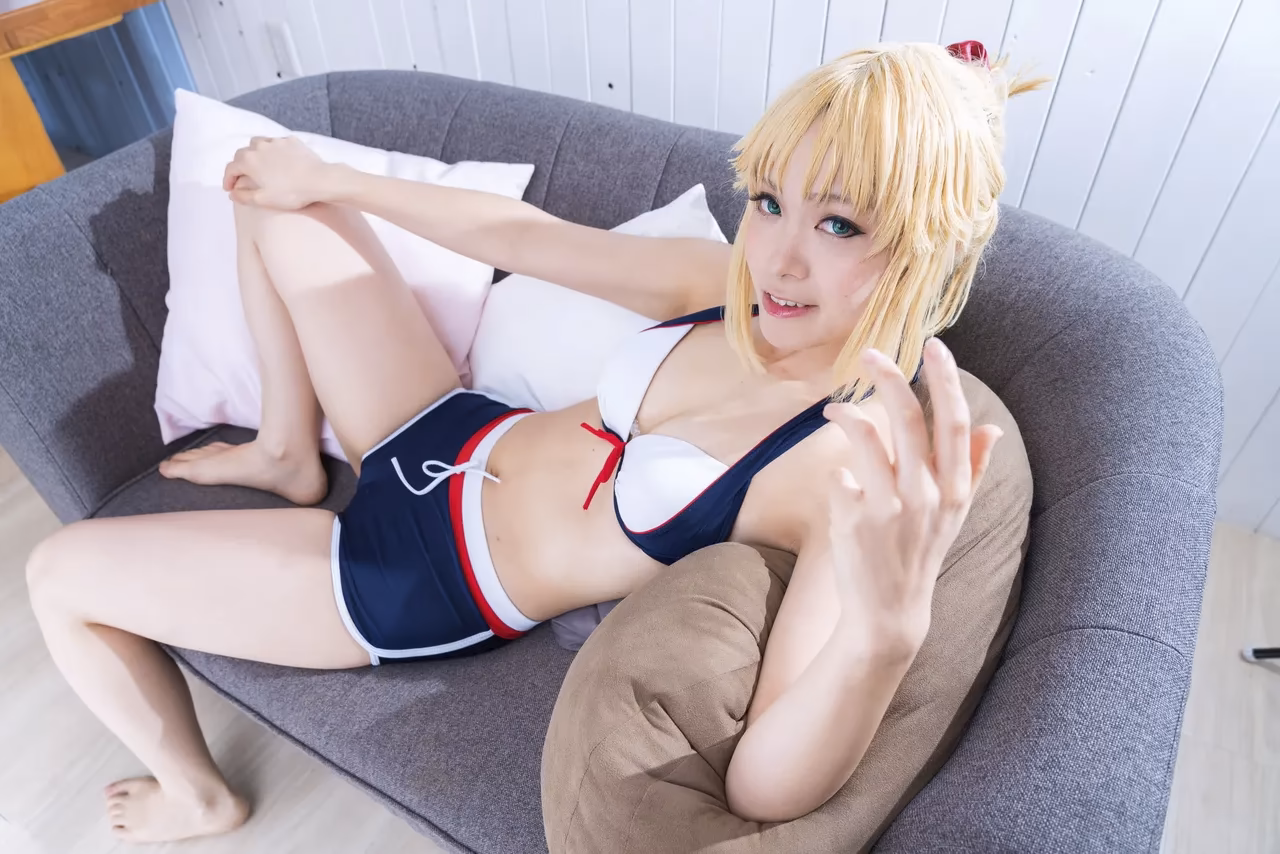 Nayu Kurachi as Mordred — cosplay photo 61 of 307