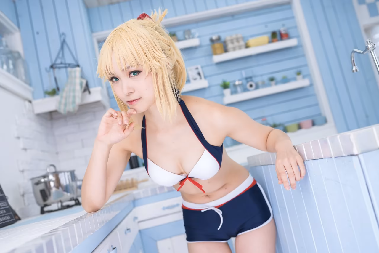 Nayu Kurachi as Mordred — cosplay photo 9 of 307