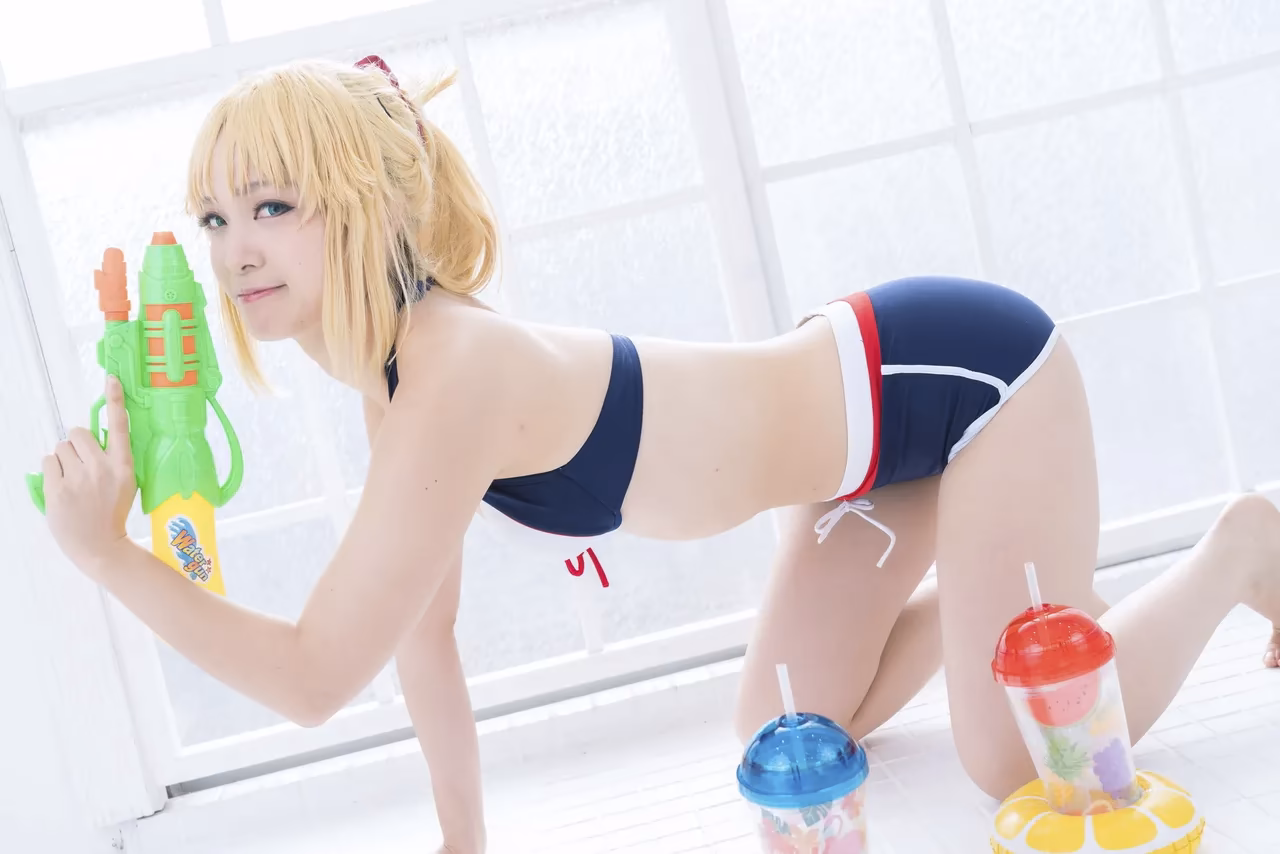 Nayu Kurachi as Mordred — cosplay photo 94 of 307
