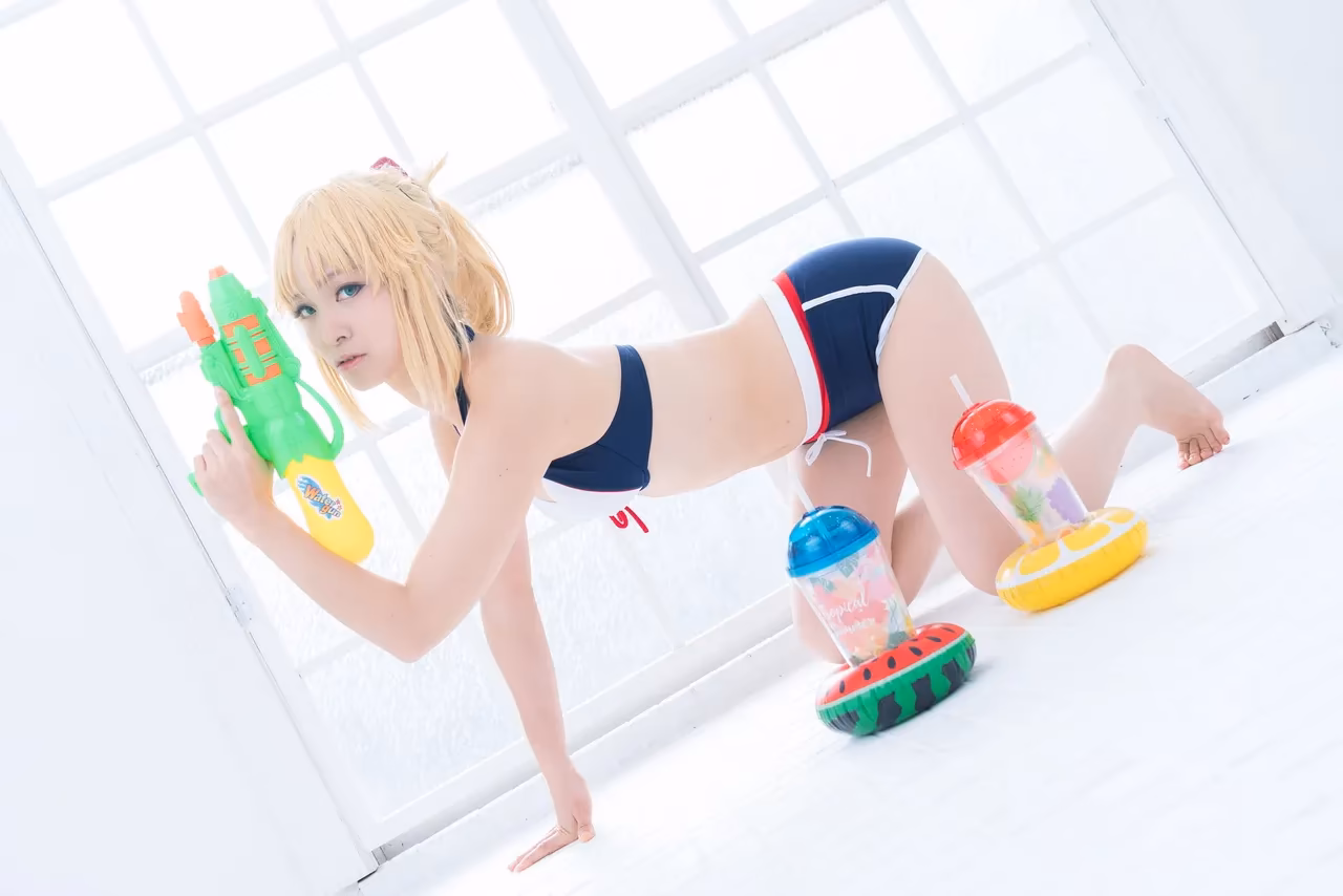 Nayu Kurachi as Mordred — cosplay photo 97 of 307