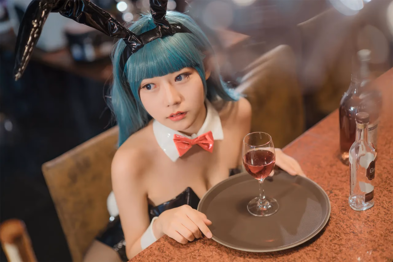 Paruru2xc as Bulma — cosplay photo 11 of 30