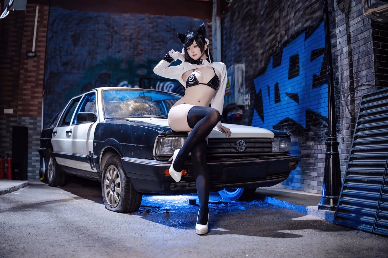 Purinpuppy as Atago — cosplay photo 13 of 114