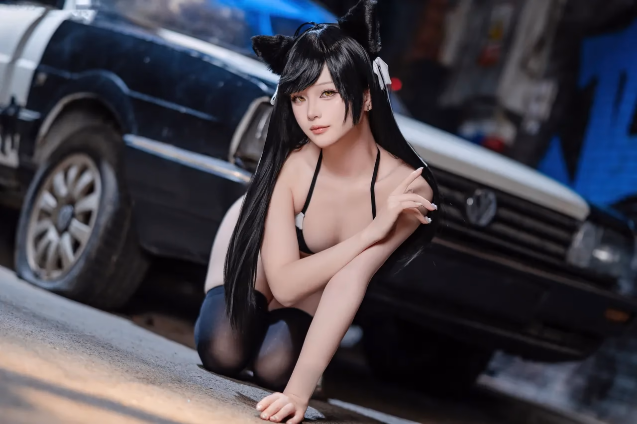 Purinpuppy as Atago — cosplay photo 81 of 114